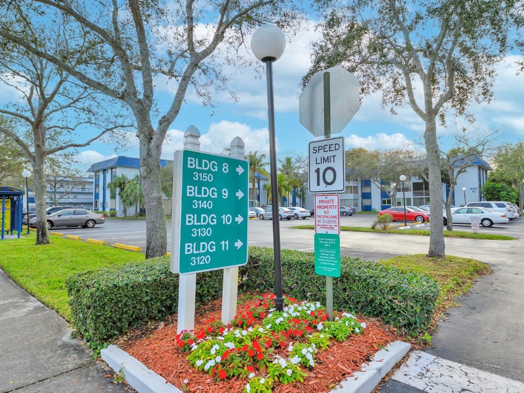 HOLIDAY SPRINGS VILLAGE - Residential