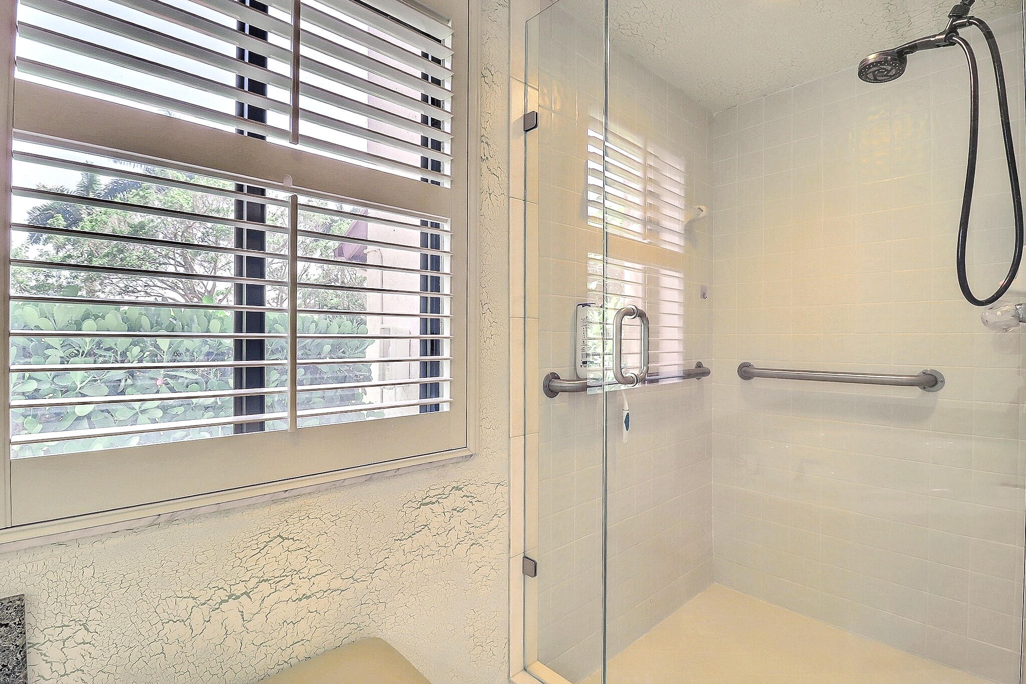 FOUNTAINS SOUTH CONDO 1 - Residential Lease