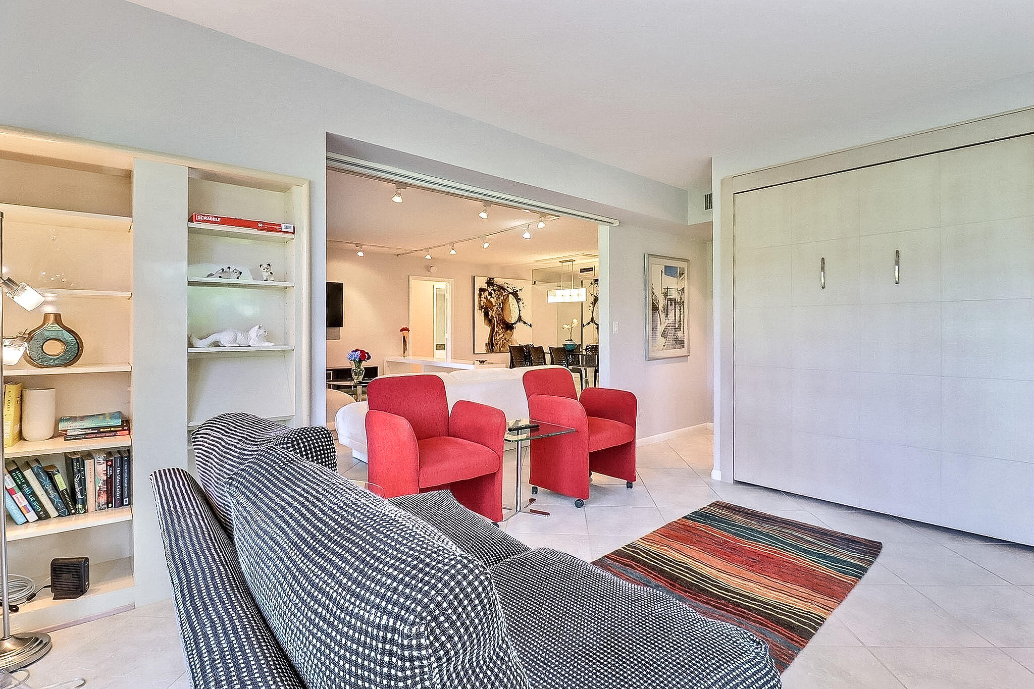 FOUNTAINS SOUTH CONDO 1 - Residential Lease
