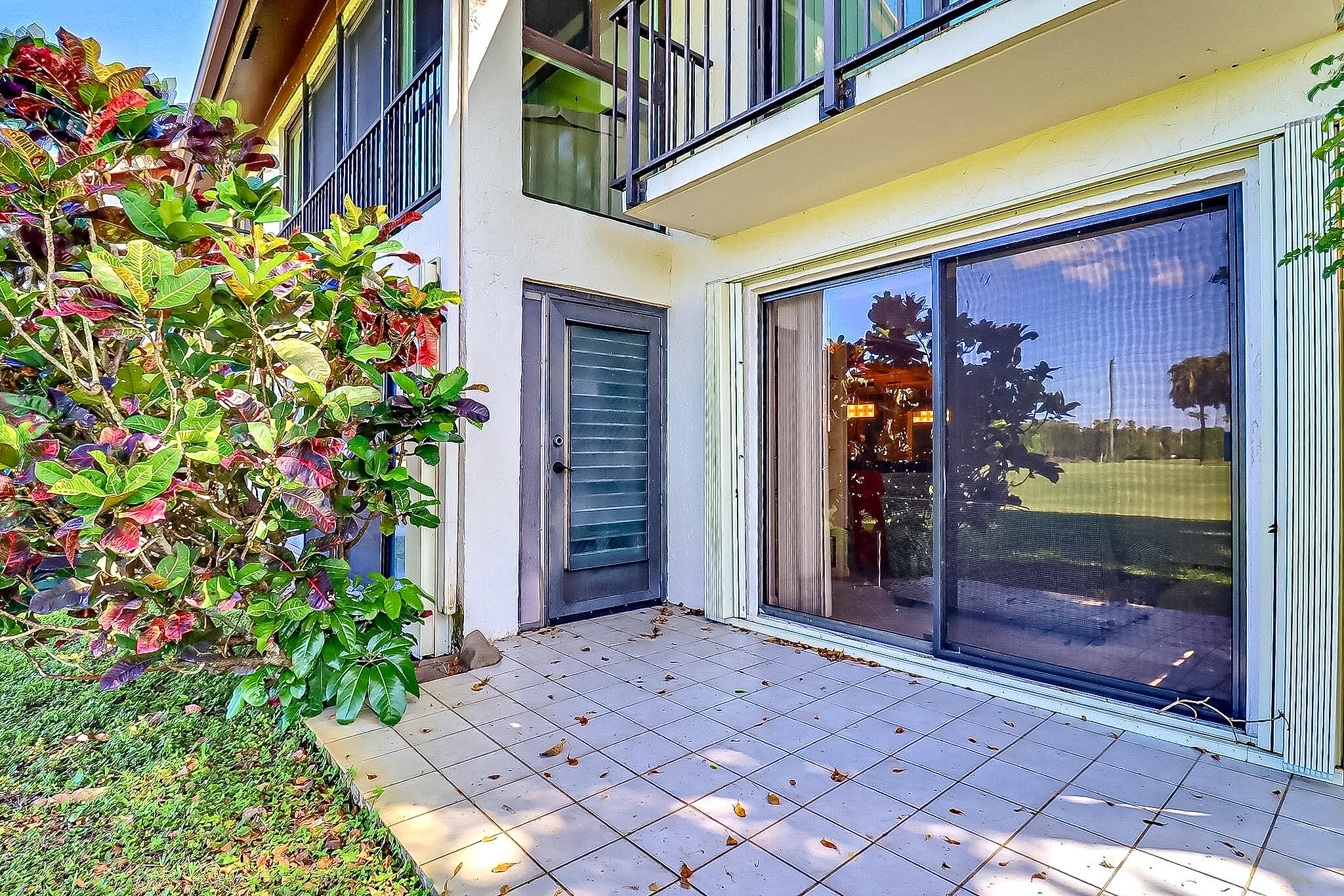FOUNTAINS SOUTH CONDO 1 - Residential Lease
