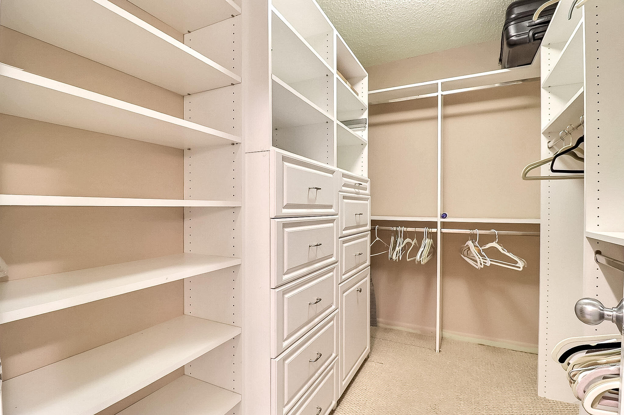 FOUNTAINS SOUTH CONDO 1 - Residential Lease