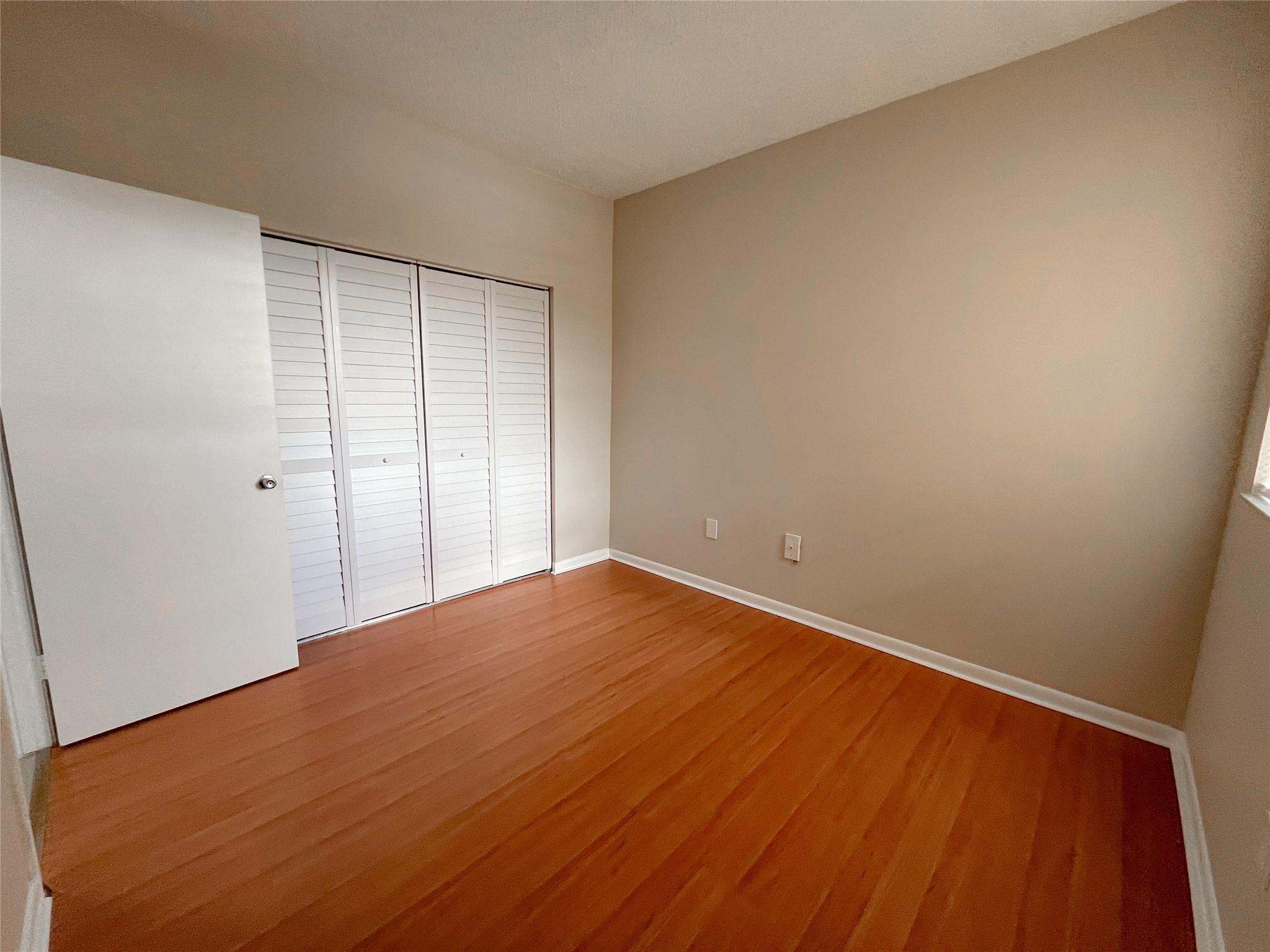 REFLECTIONS AT PEMBROKE P - Residential Lease