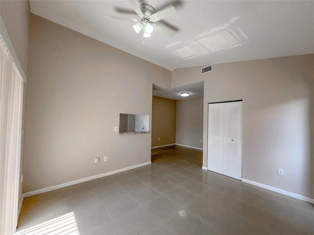 REFLECTIONS AT PEMBROKE P - Residential Lease