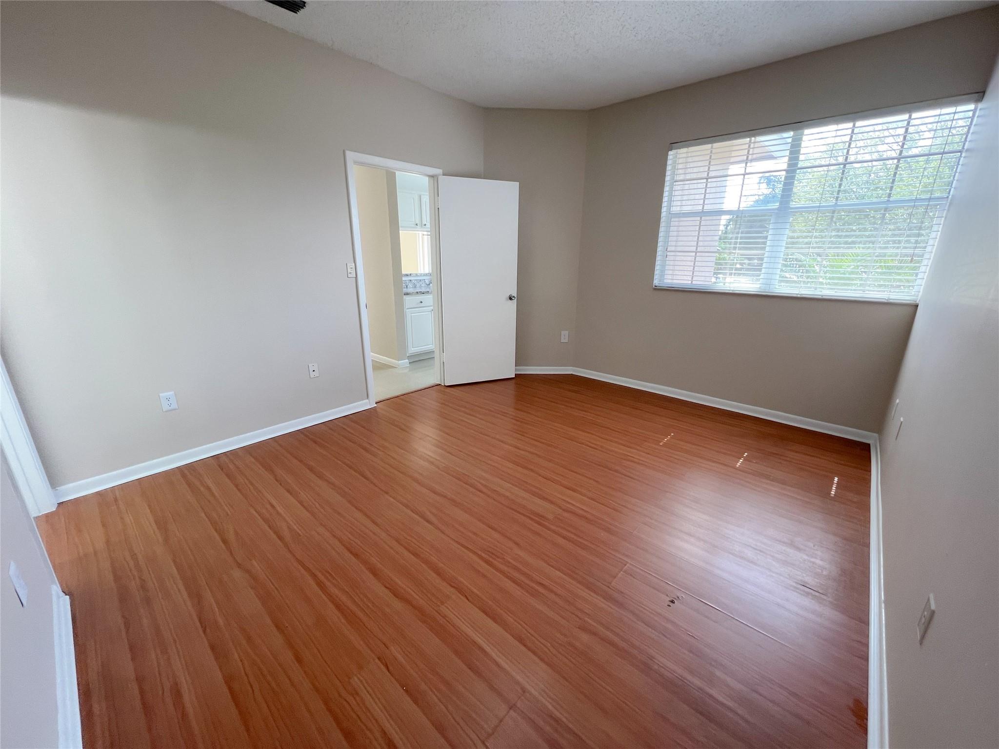 REFLECTIONS AT PEMBROKE P - Residential Lease