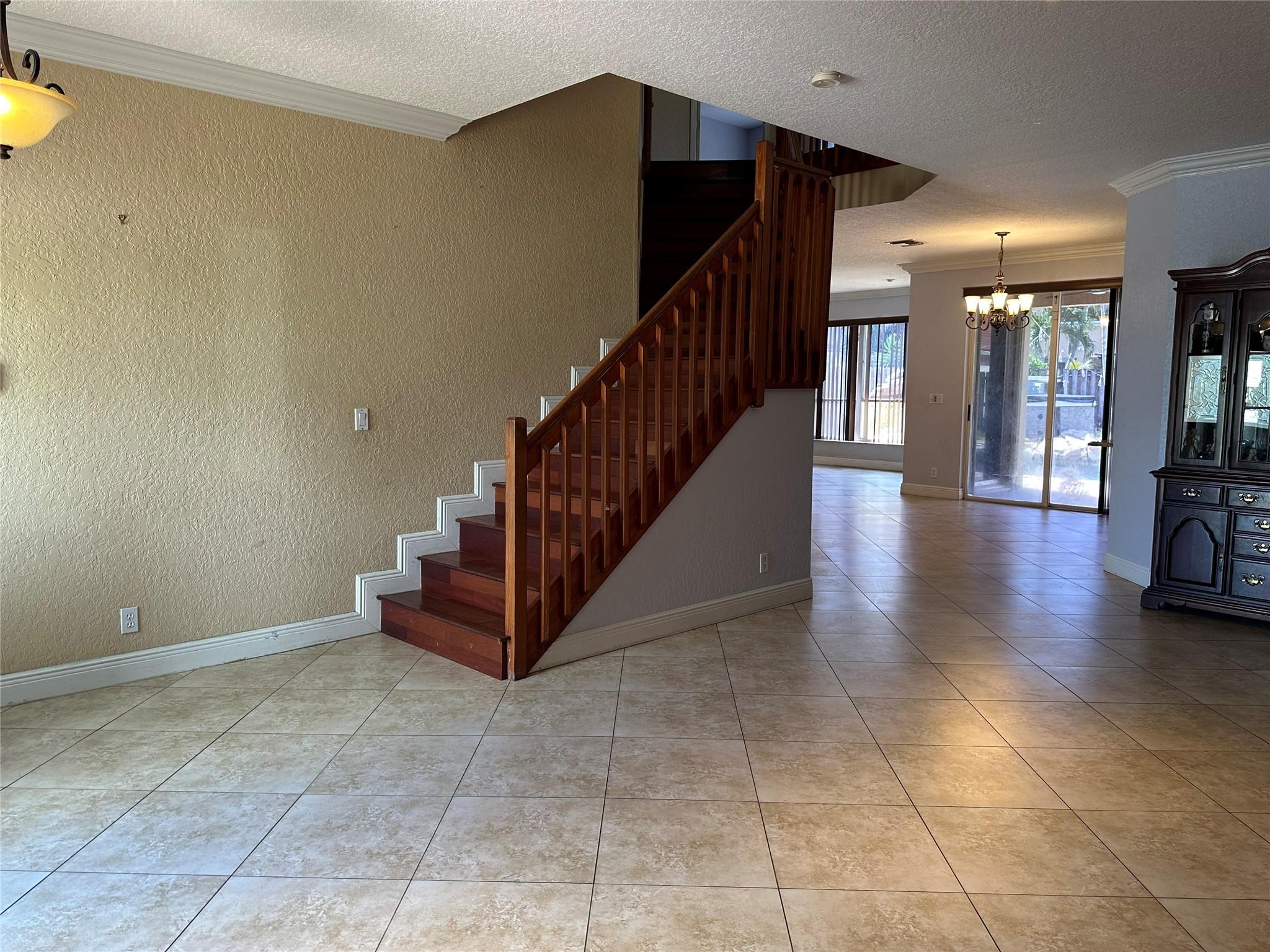 7665 Trenton Dr