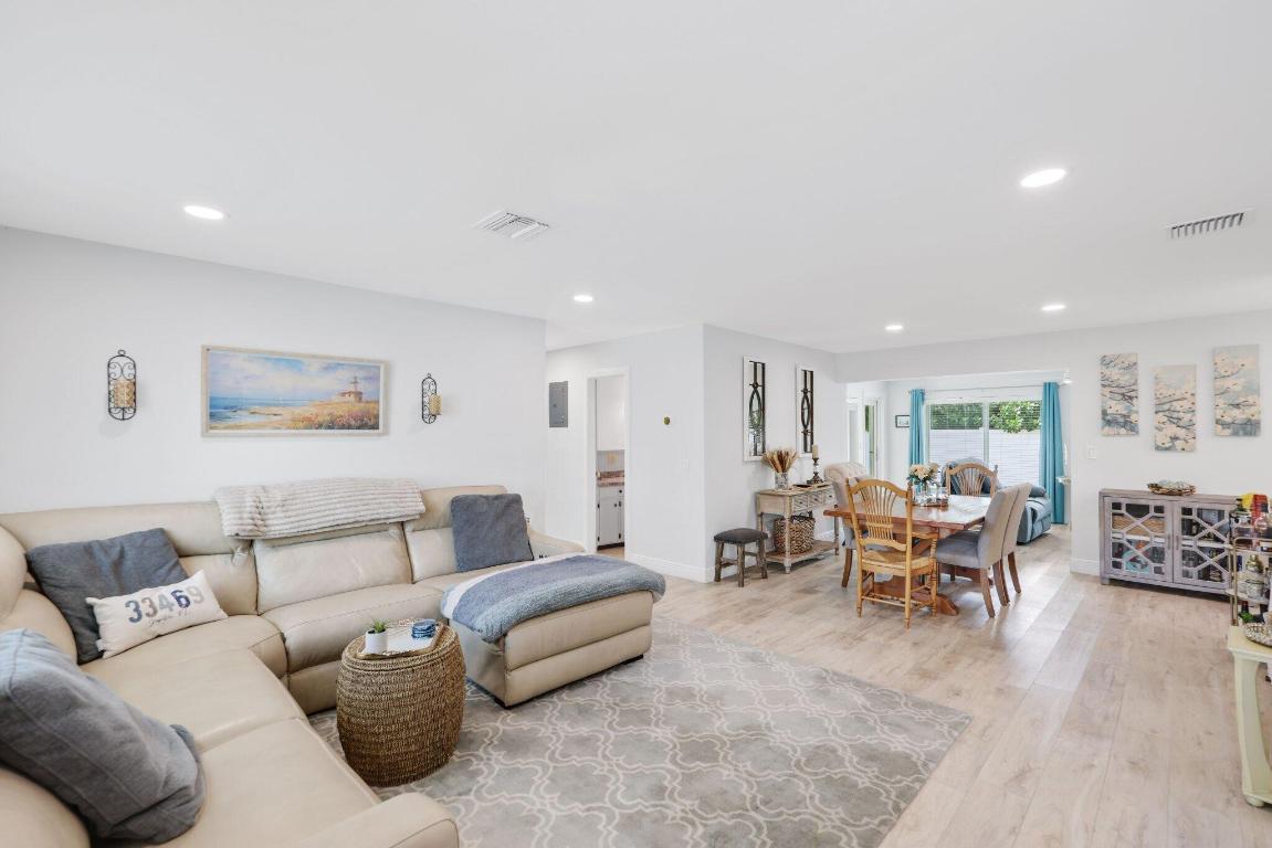 JUPITER IN THE PINES - Residential