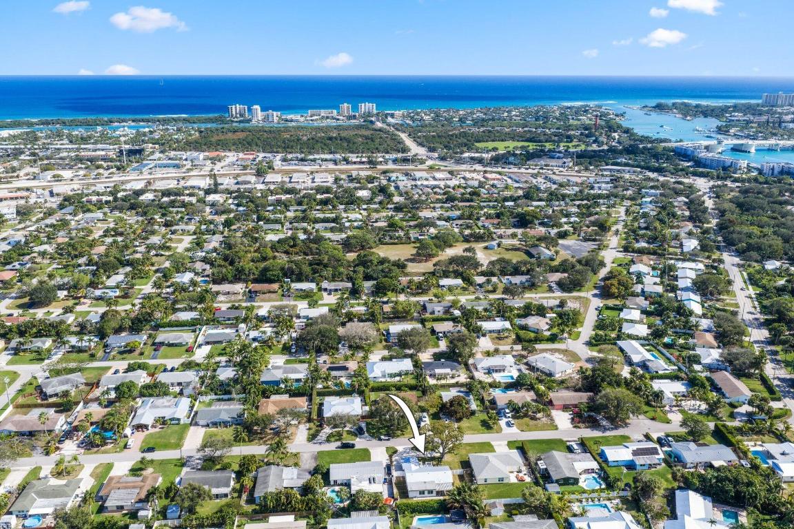 JUPITER IN THE PINES - Residential