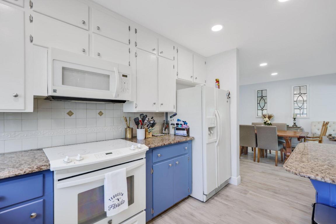 JUPITER IN THE PINES - Residential