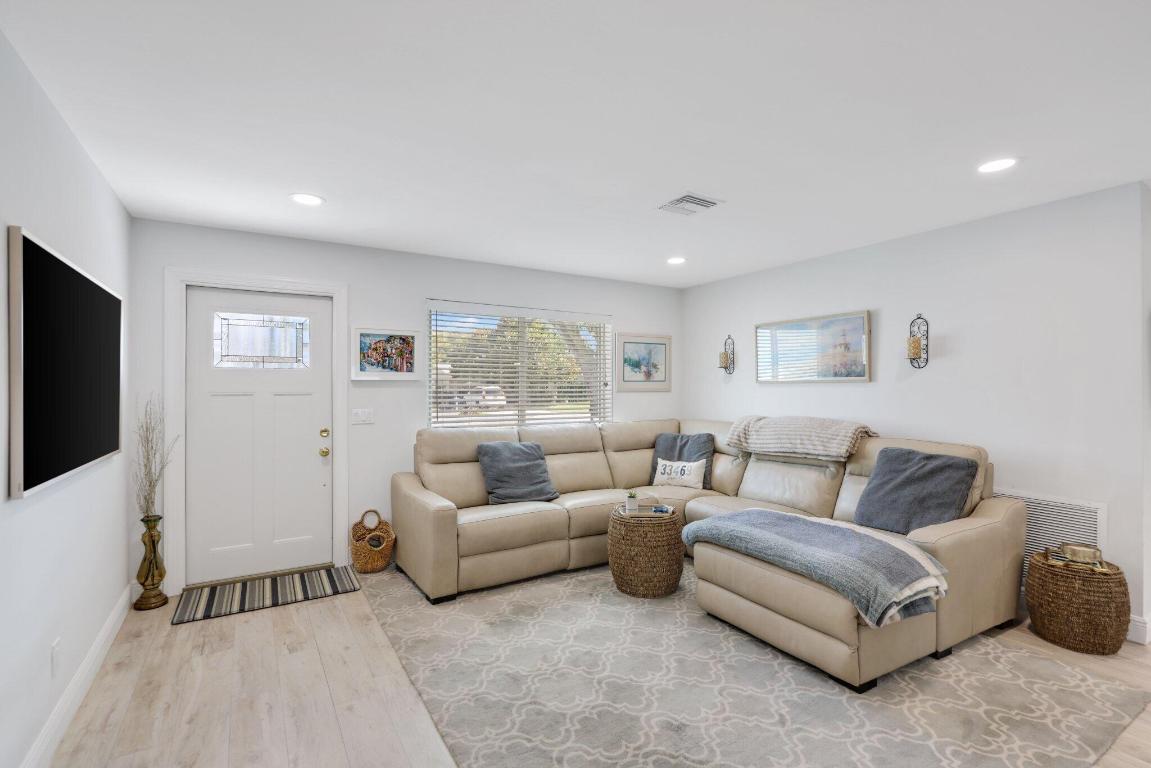 JUPITER IN THE PINES - Residential