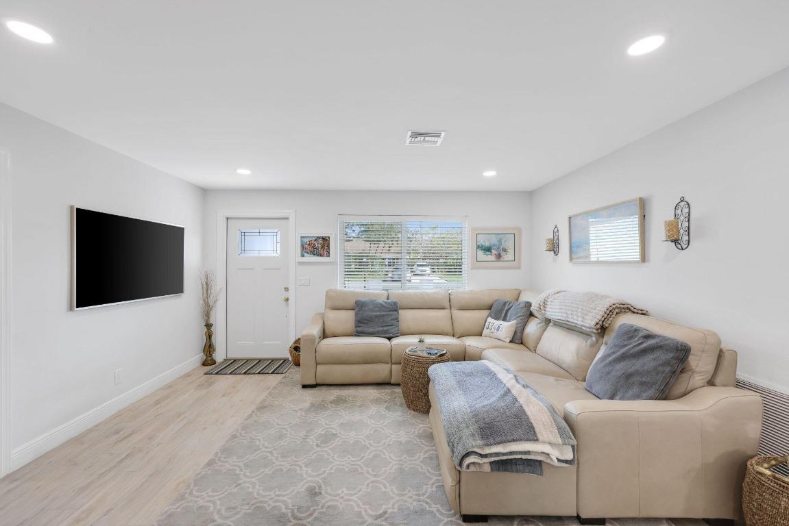 JUPITER IN THE PINES - Residential