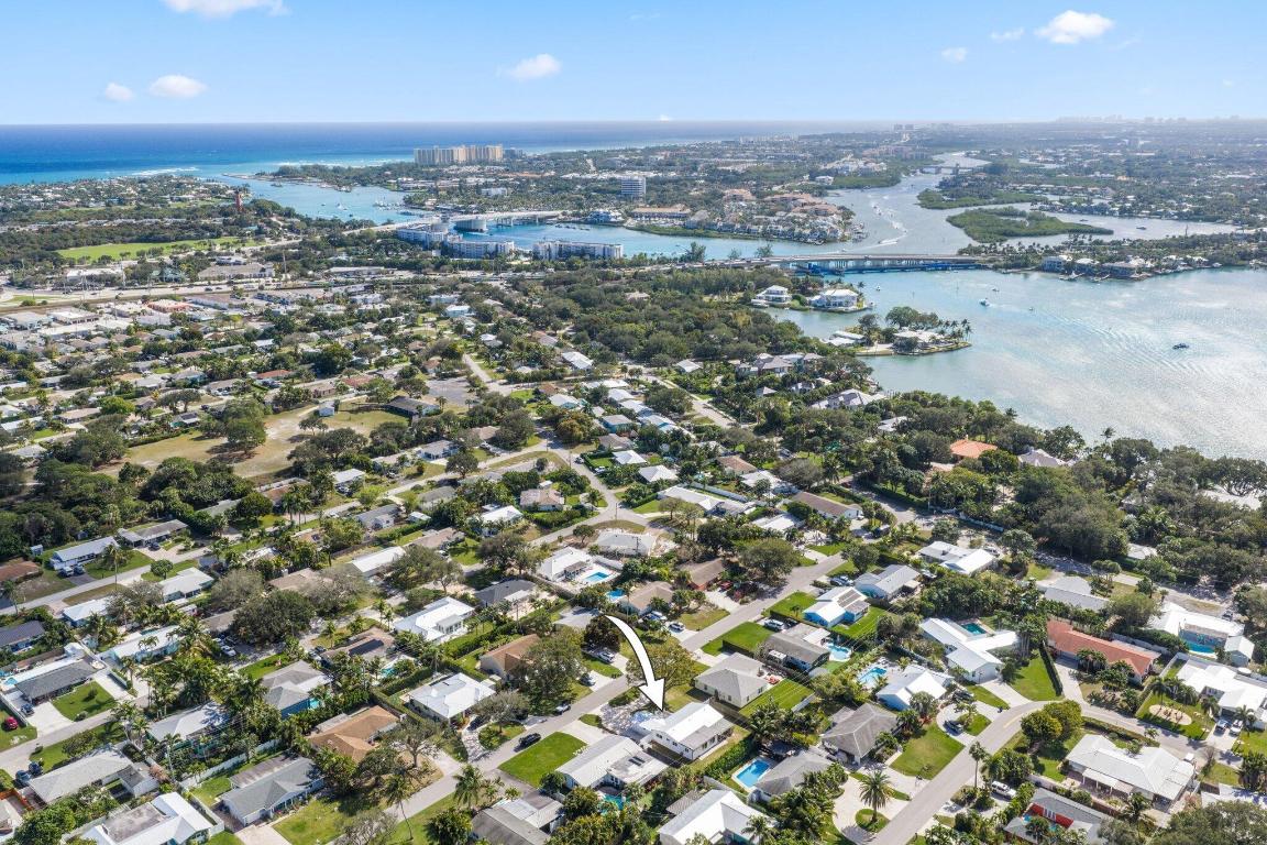 JUPITER IN THE PINES - Residential