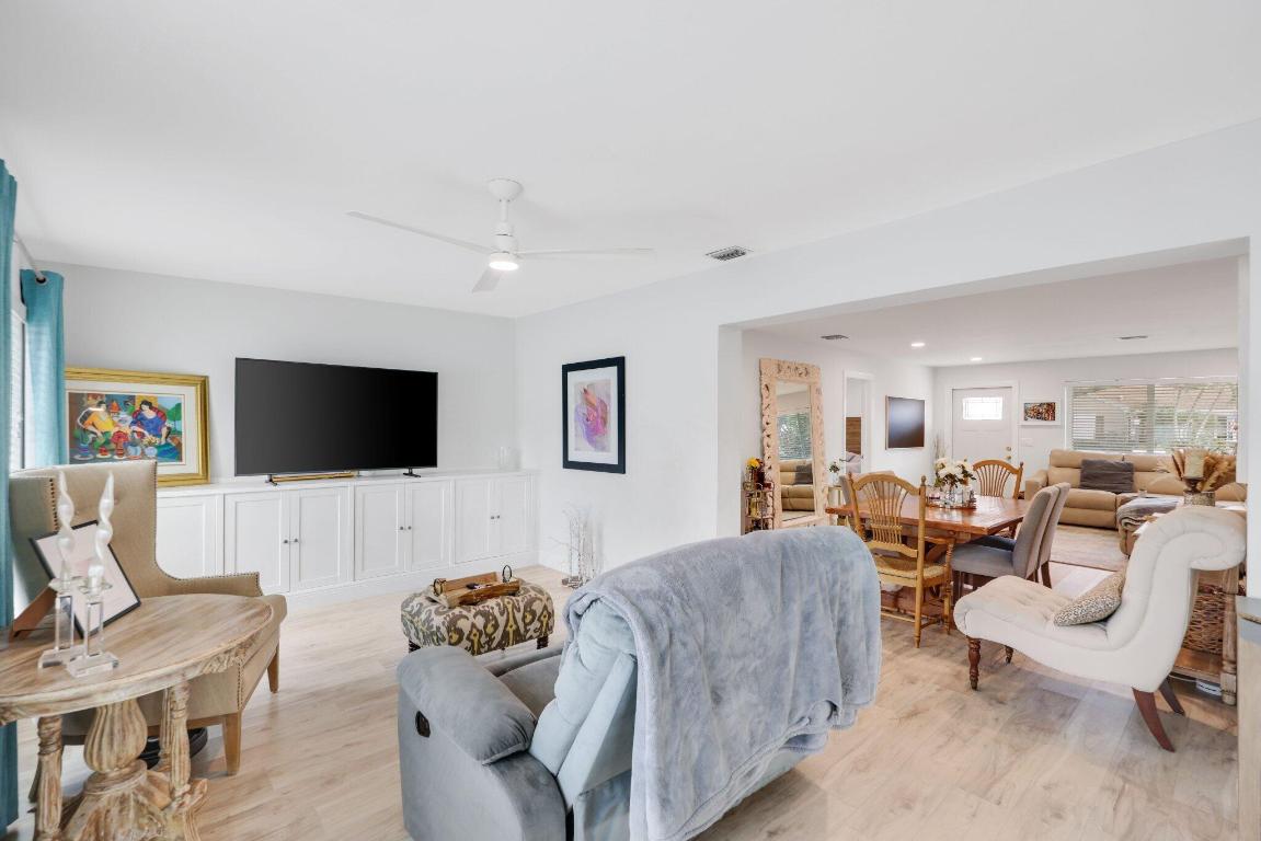 JUPITER IN THE PINES - Residential