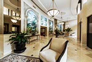 BRAEMAR ISLE CONDO - Residential