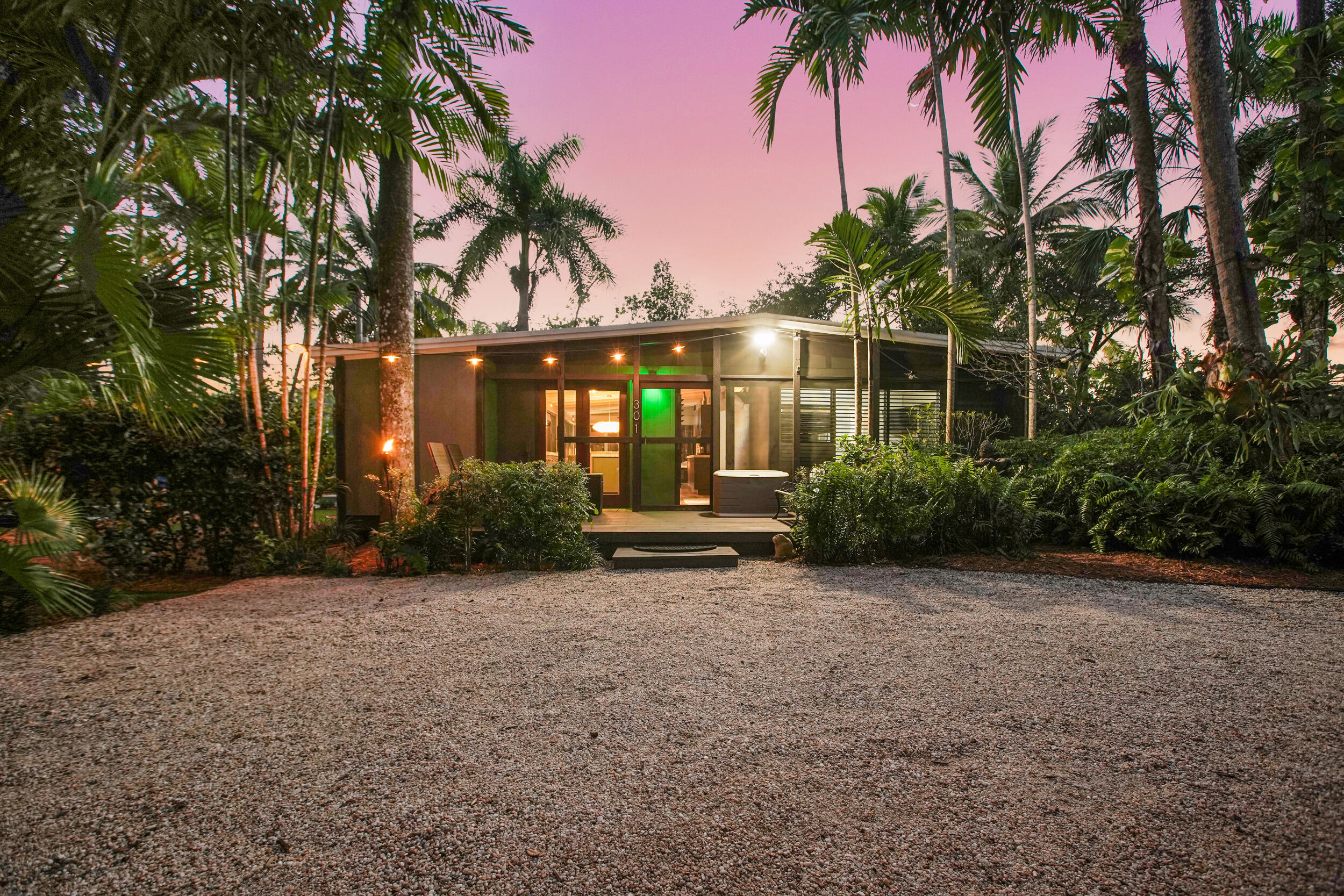 River Highlands - Land