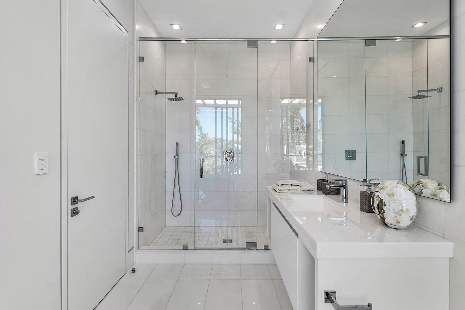 ROYAL PALM YACHT & COUNTR - Residential