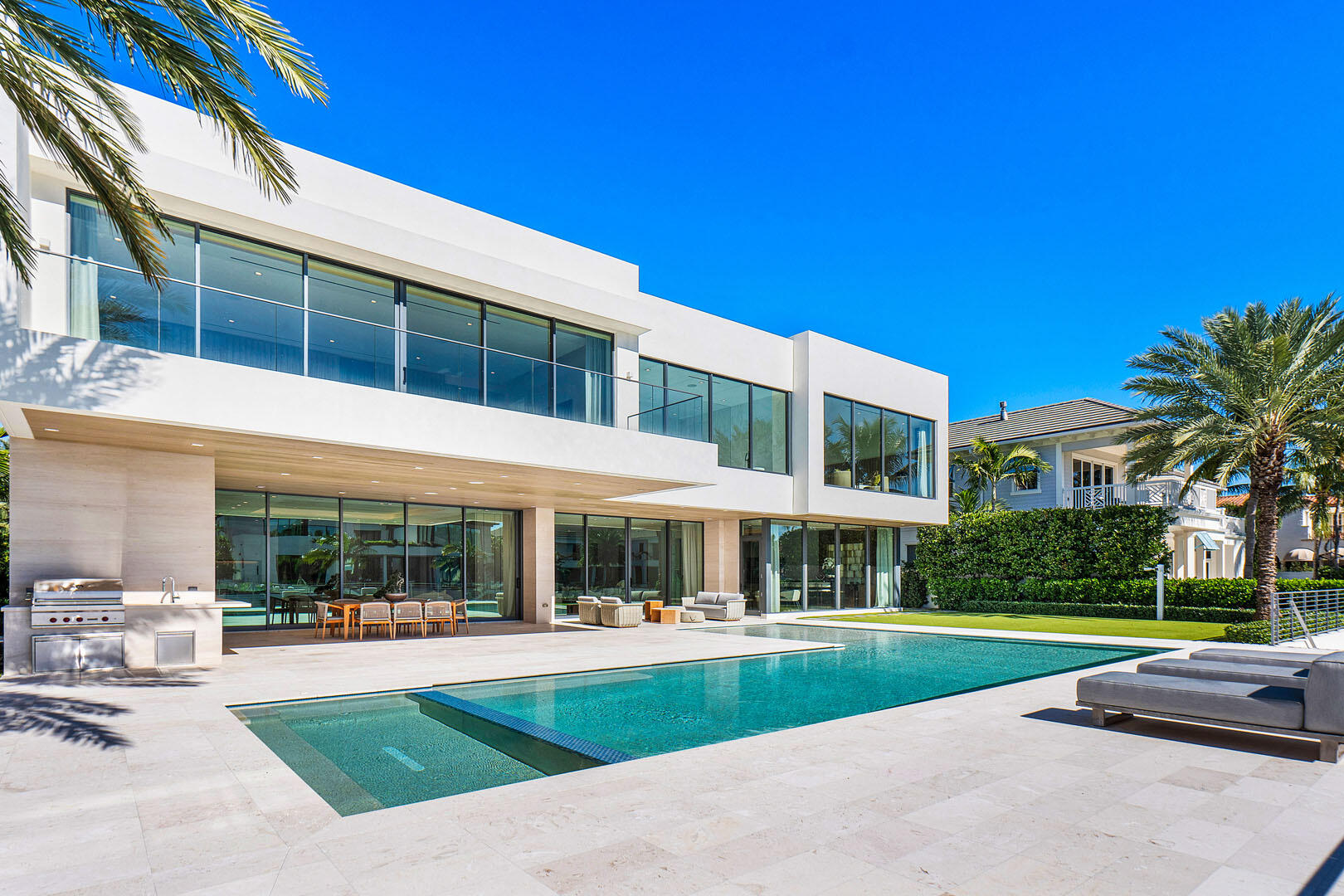 ROYAL PALM YACHT & COUNTR - Residential