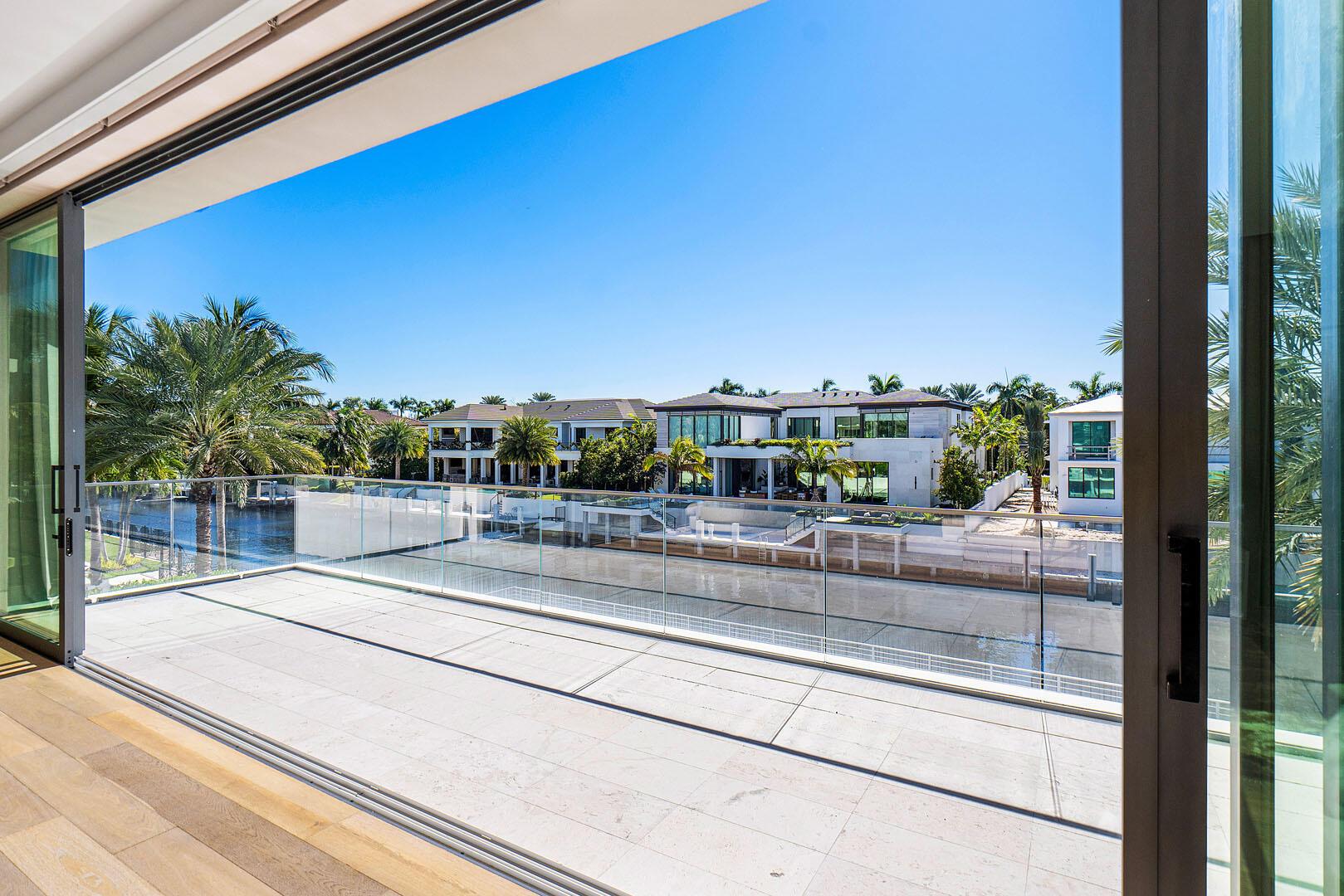 ROYAL PALM YACHT & COUNTR - Residential