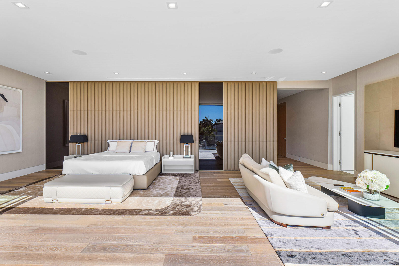 ROYAL PALM YACHT & COUNTR - Residential