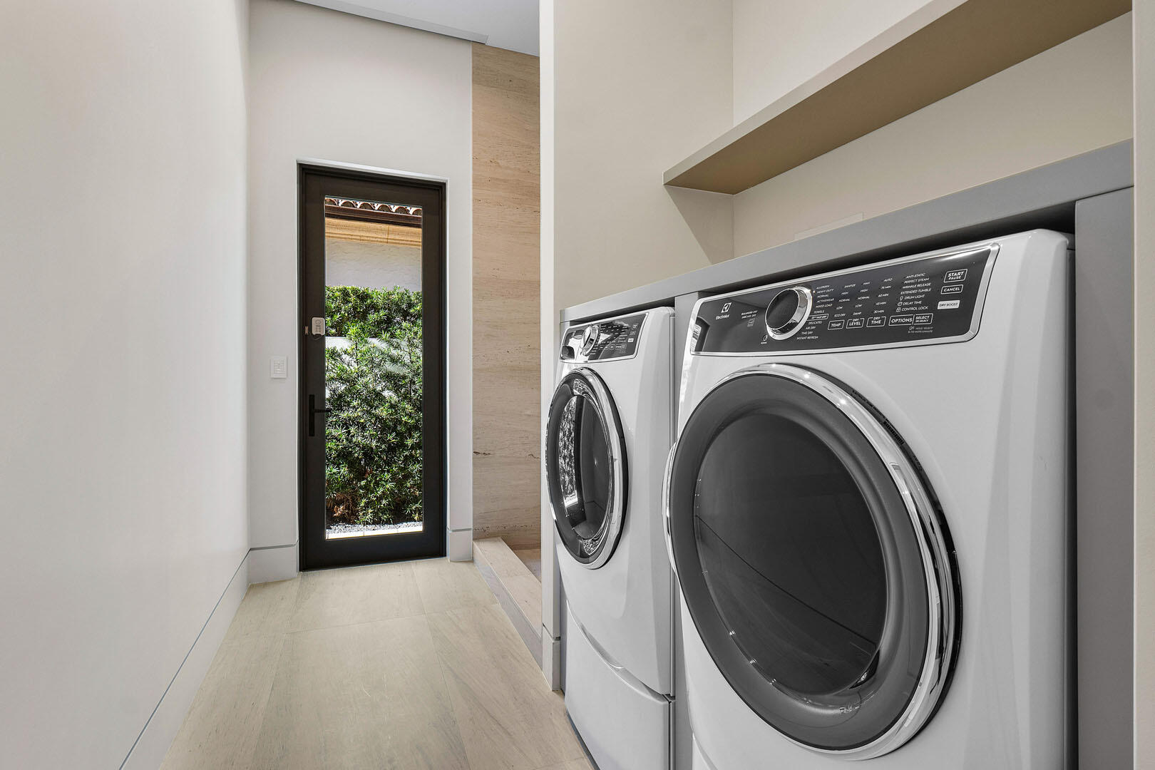 ROYAL PALM YACHT & COUNTR - Residential