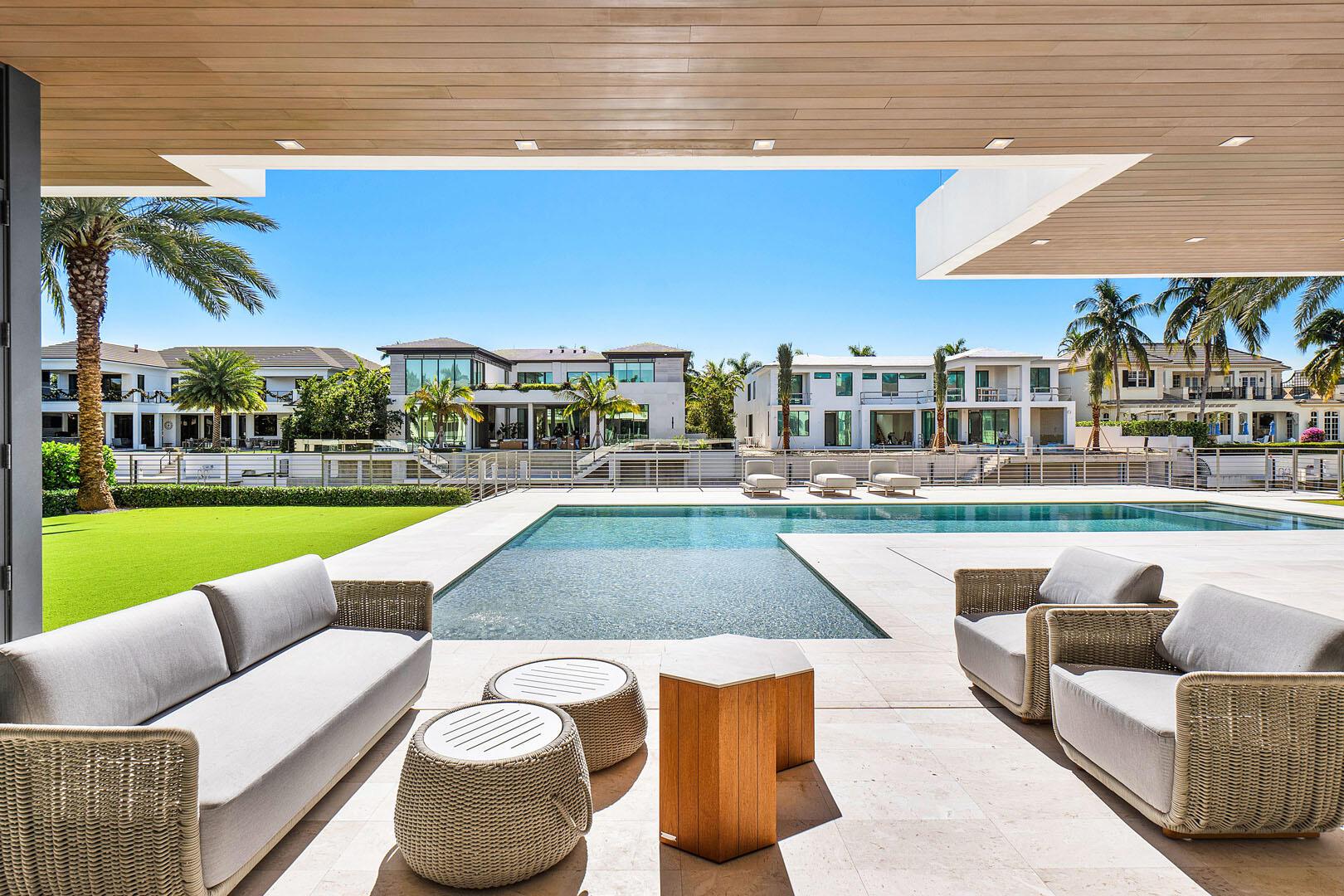 ROYAL PALM YACHT & COUNTR - Residential