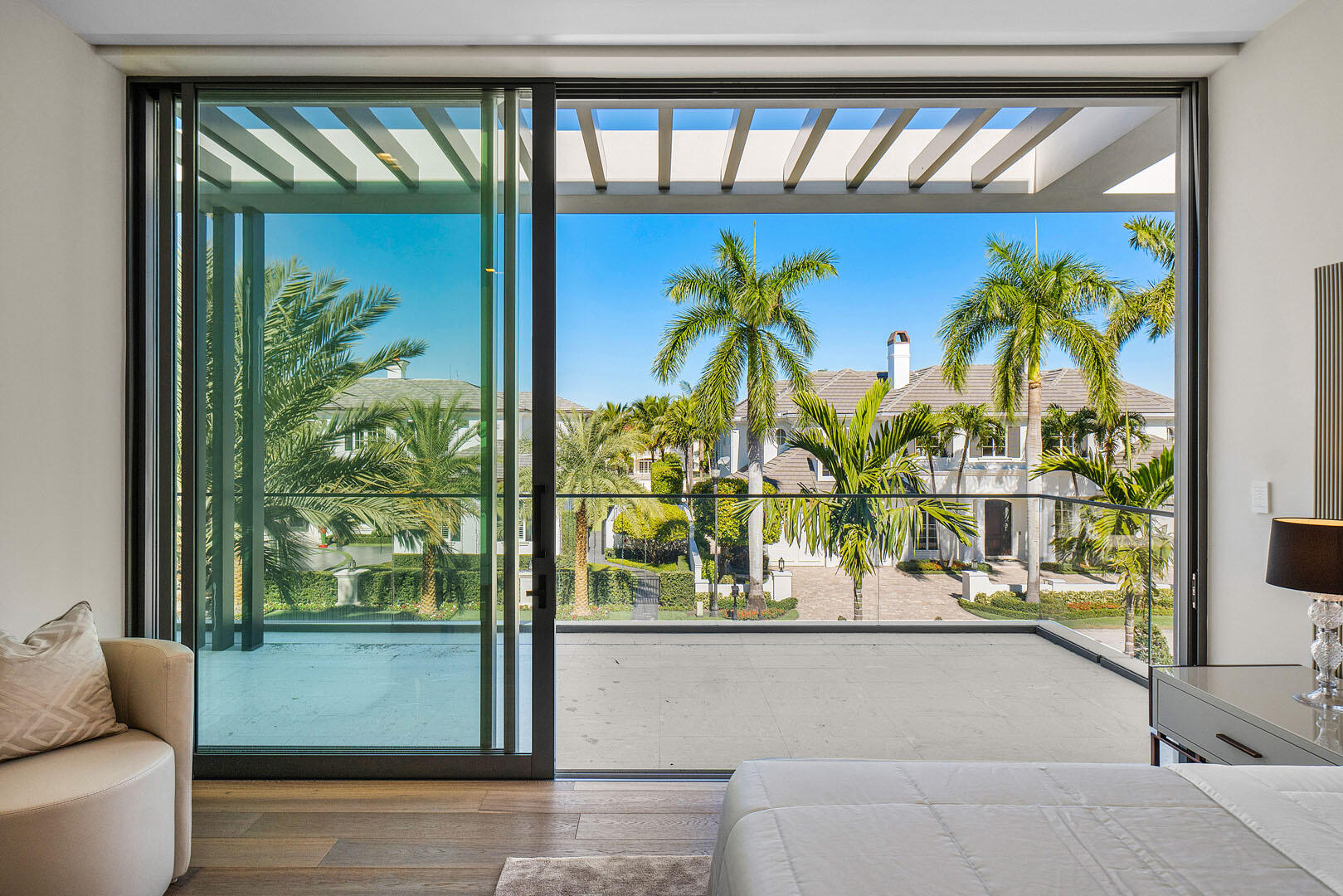 ROYAL PALM YACHT & COUNTR - Residential