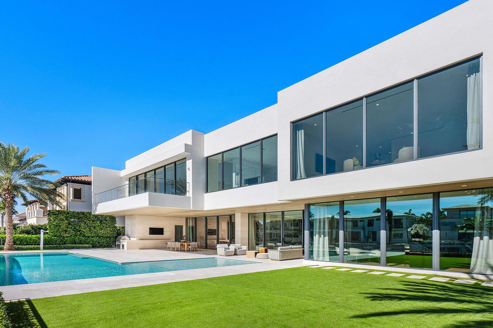 ROYAL PALM YACHT & COUNTR - Residential