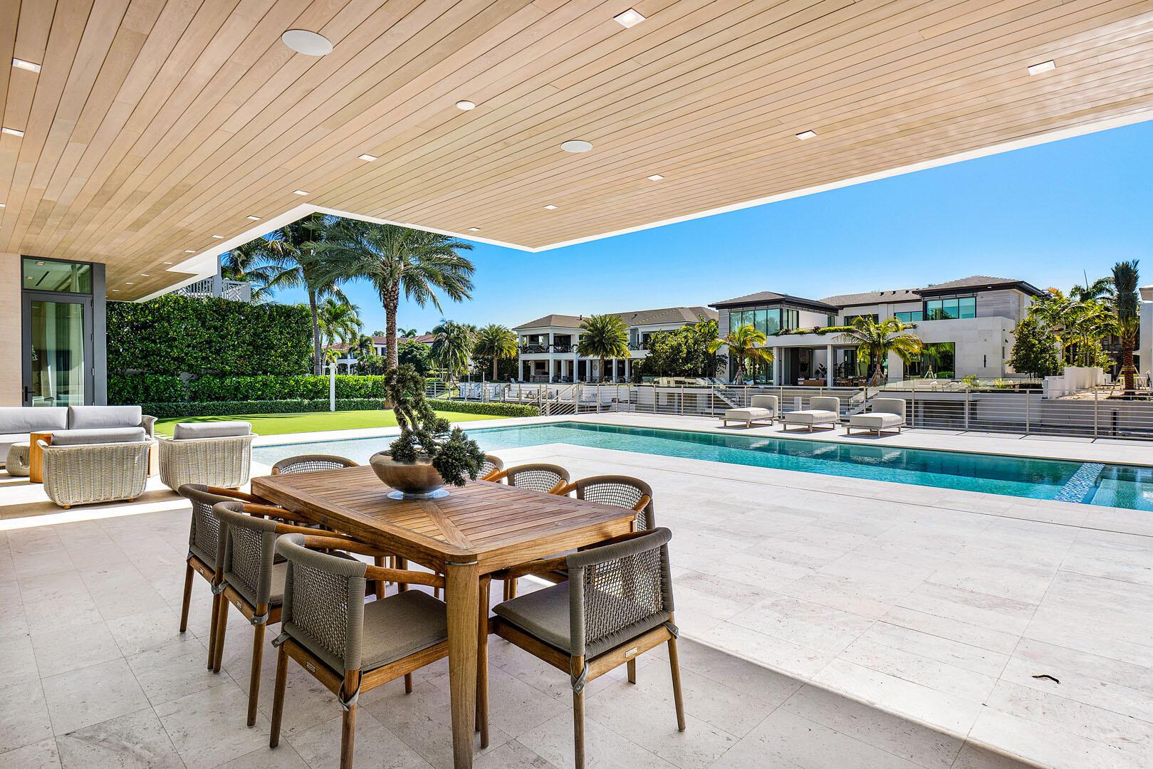 ROYAL PALM YACHT & COUNTR - Residential