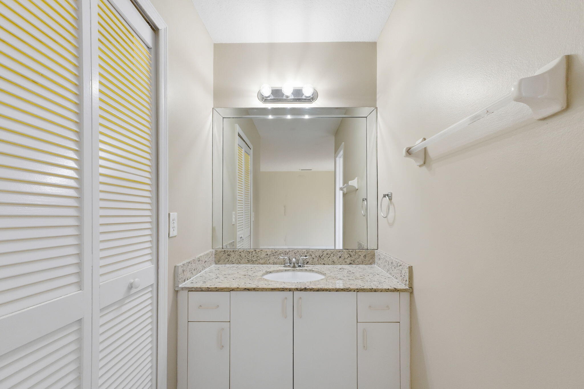 MAJESTIC HOMES - Residential