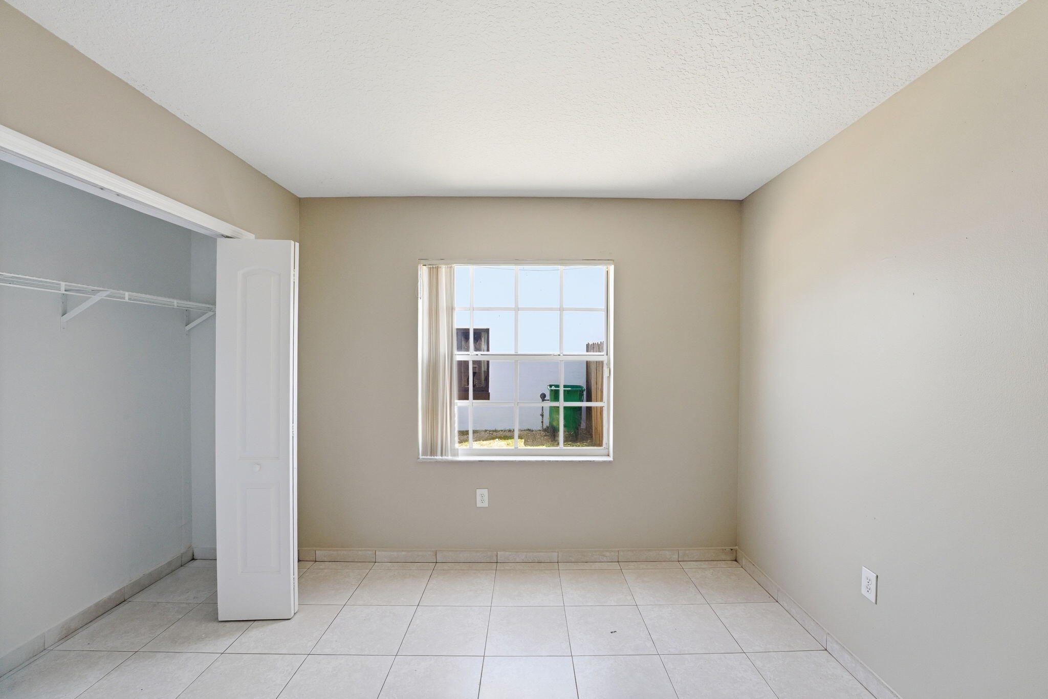 MAJESTIC HOMES - Residential