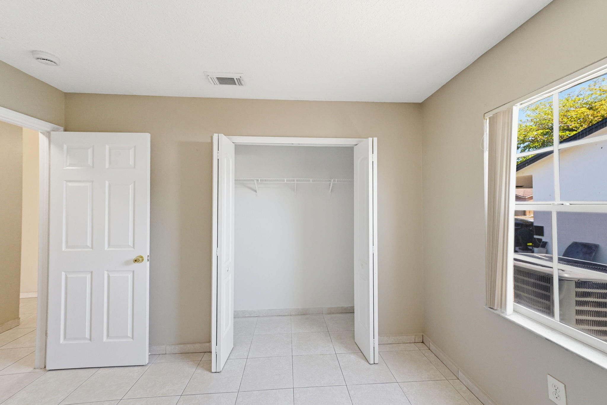 MAJESTIC HOMES - Residential