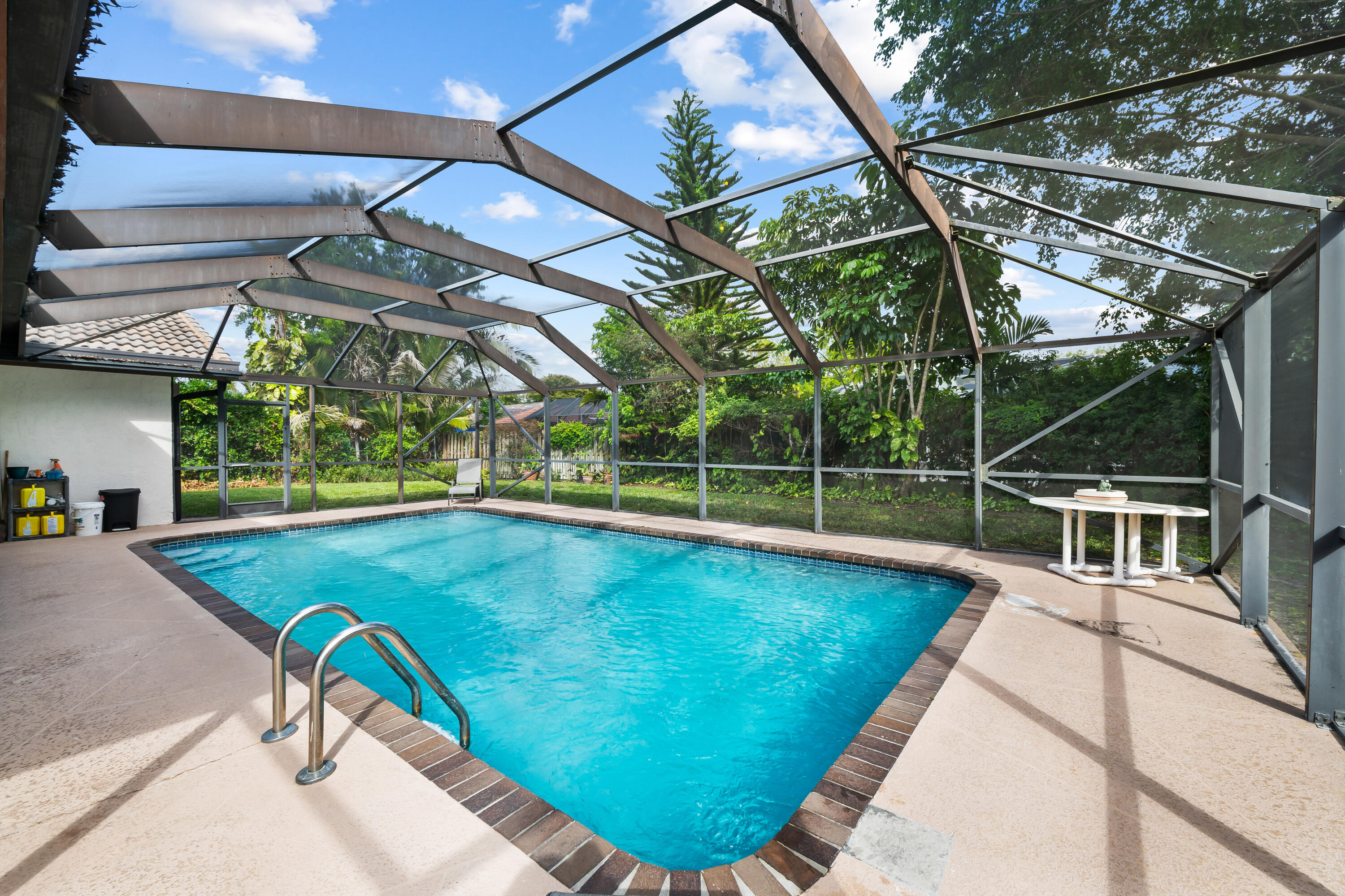 CYPRESS RUN - Residential