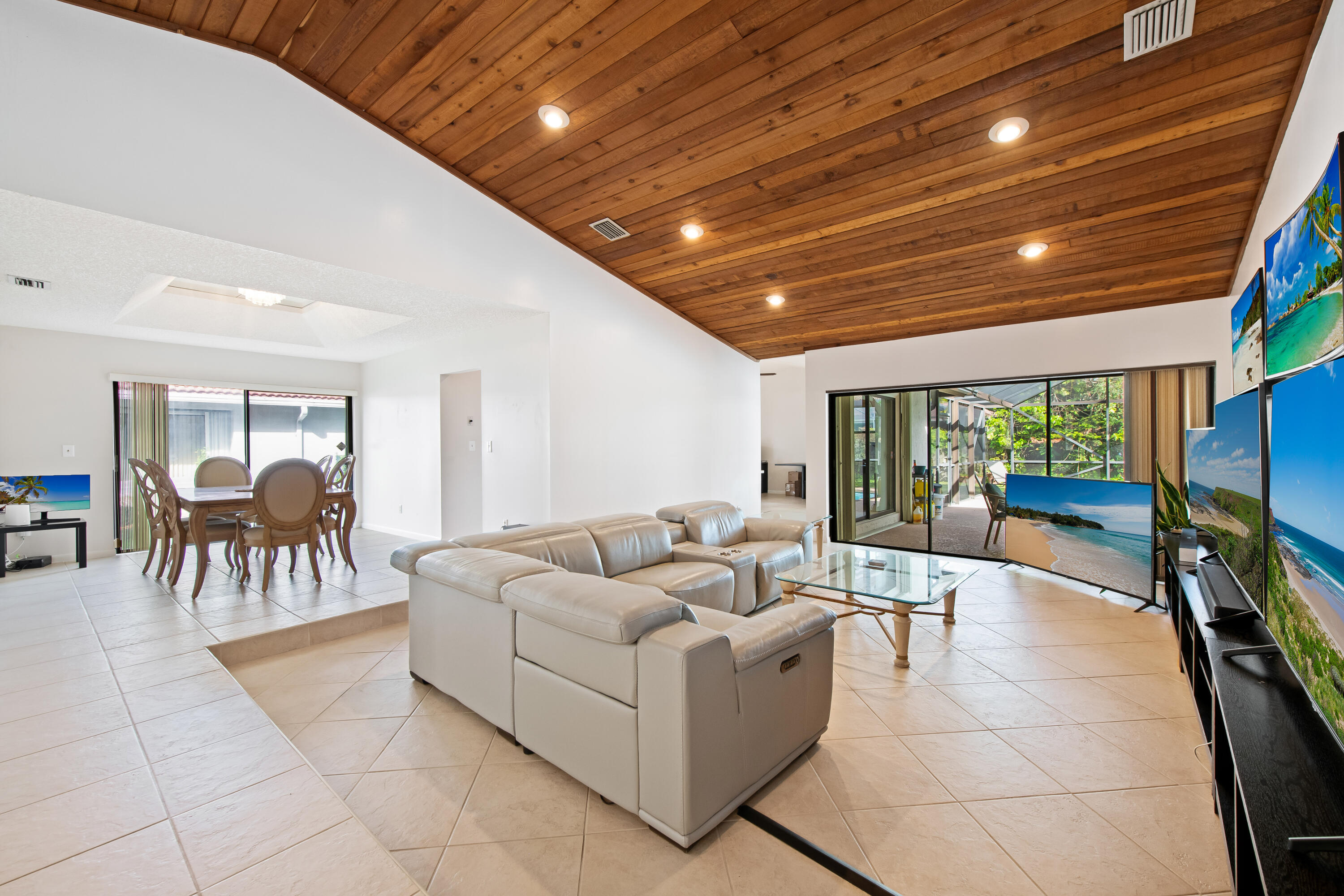 CYPRESS RUN - Residential