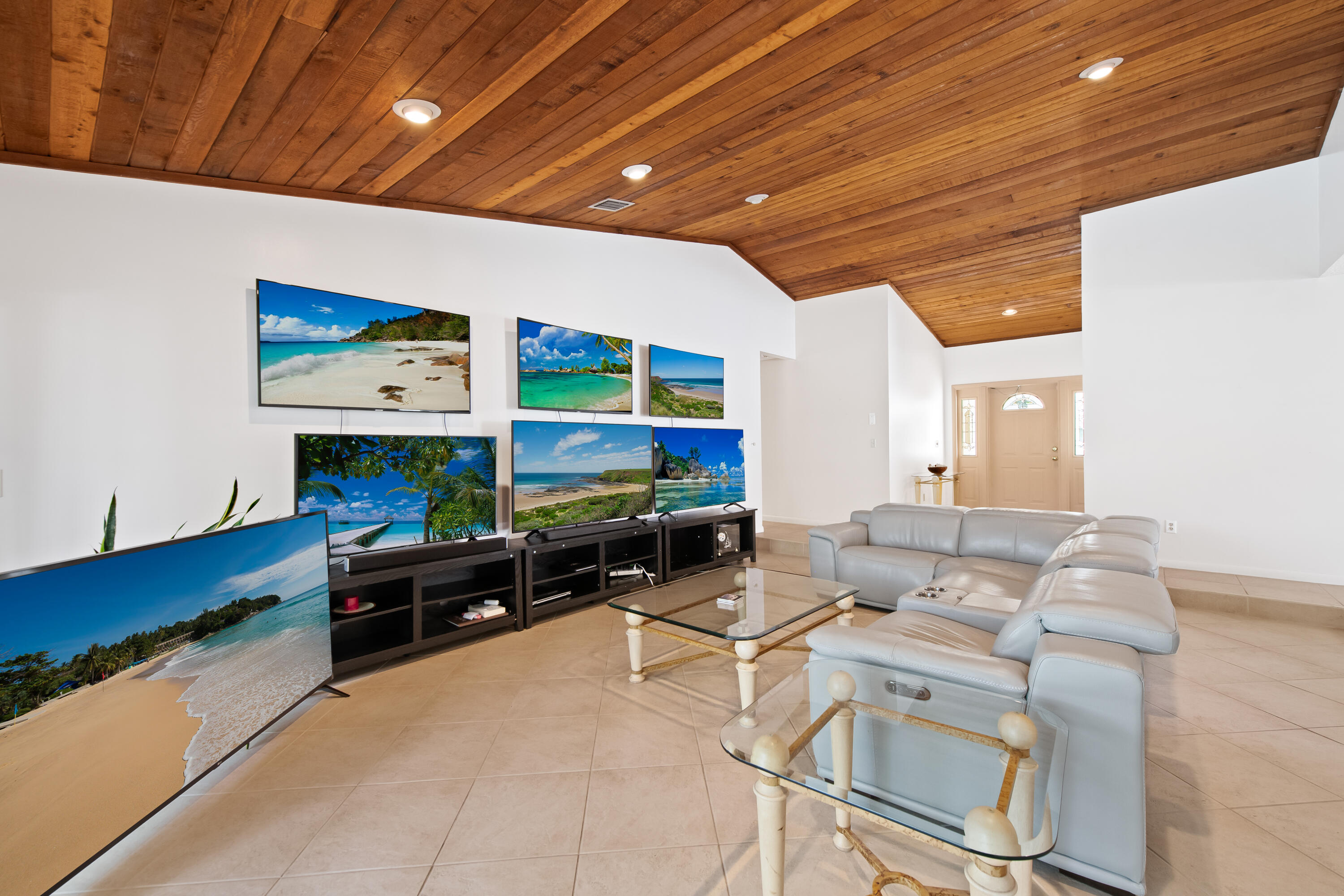 CYPRESS RUN - Residential