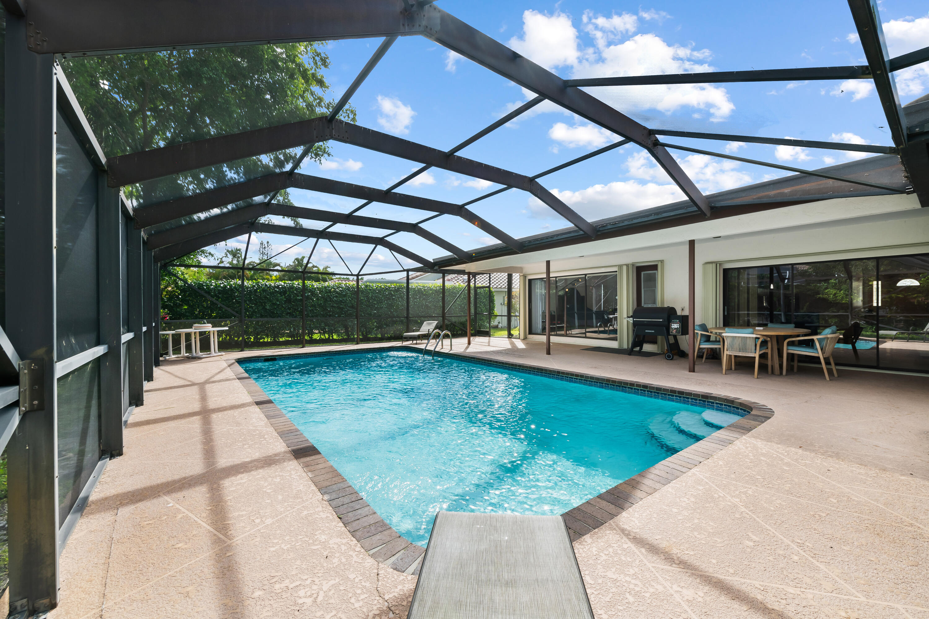 CYPRESS RUN - Residential