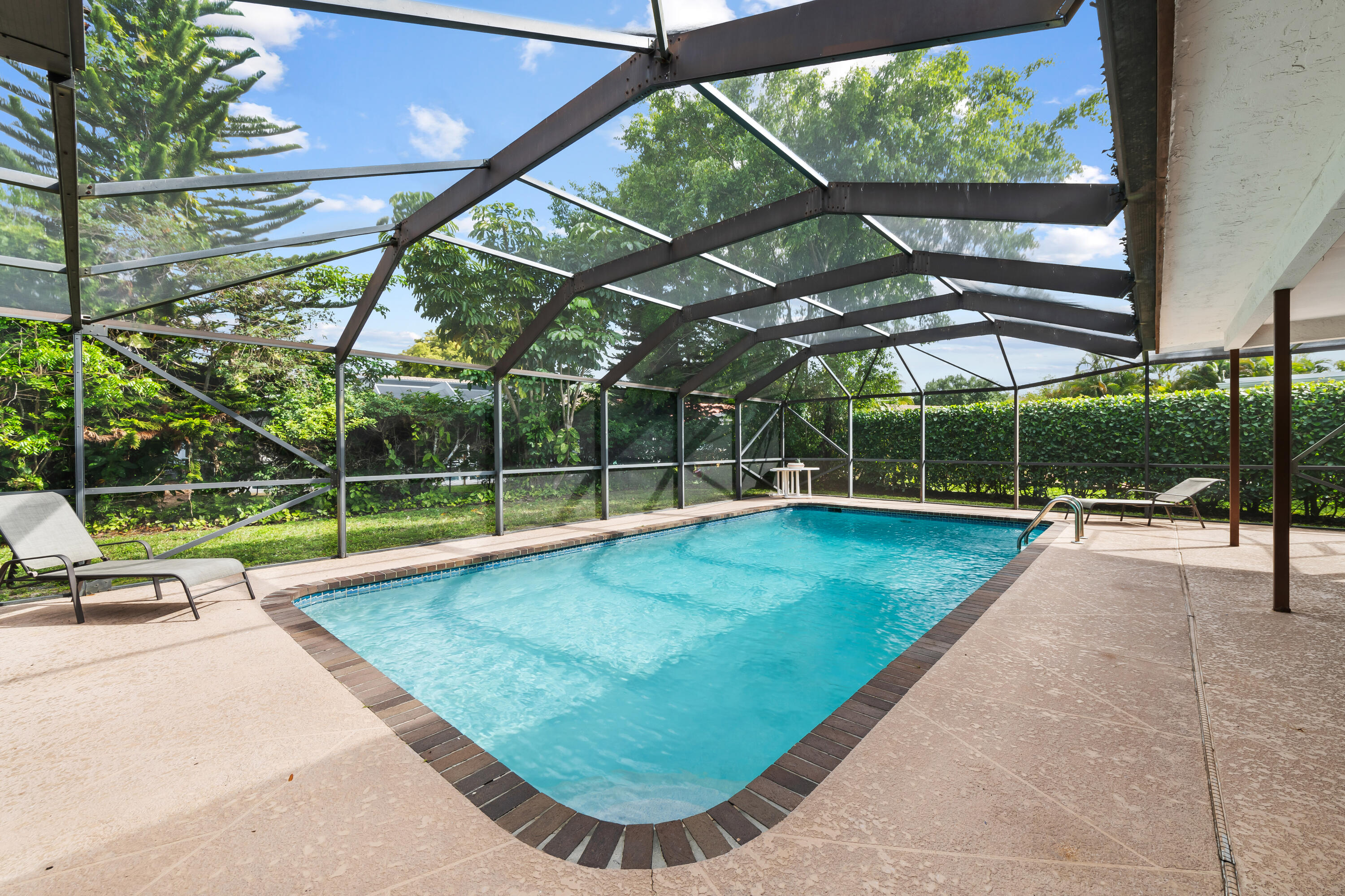 CYPRESS RUN - Residential