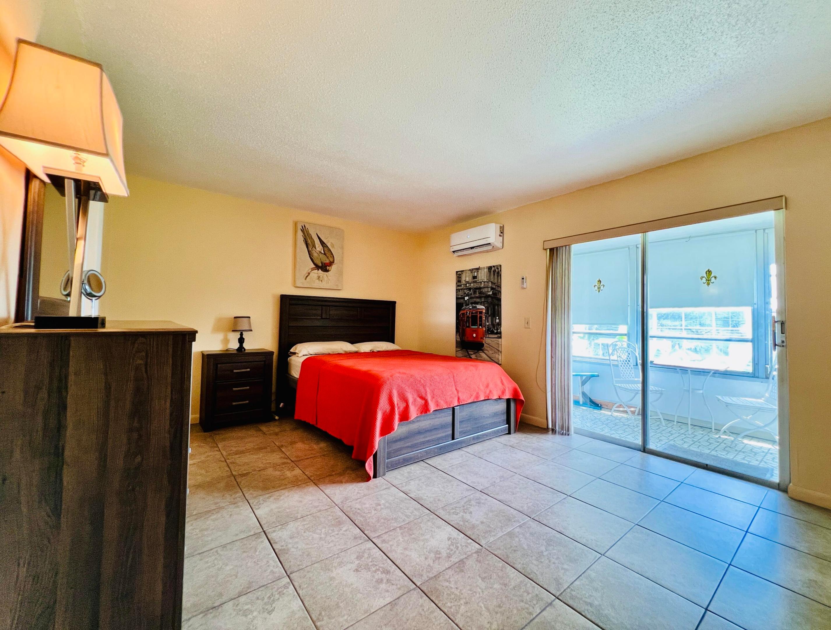 CAMBRIDGE CONDO - Residential Lease