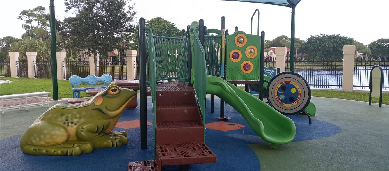 Wimbledon Villas Via Verd - Residential Lease