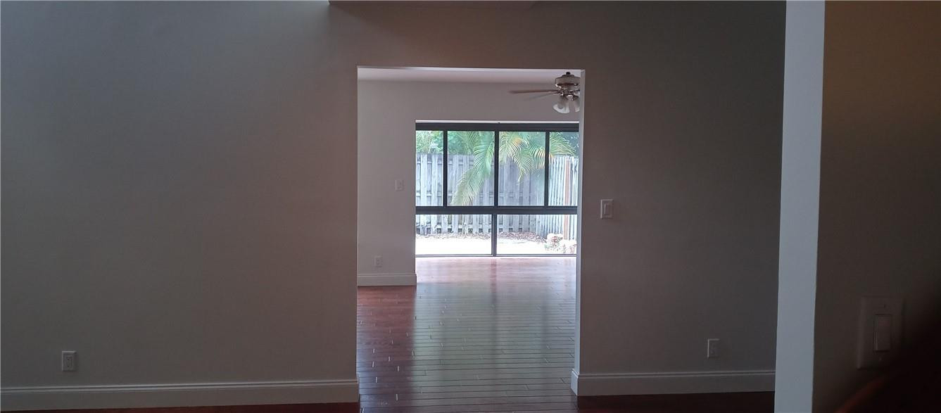 Wimbledon Villas Via Verd - Residential Lease