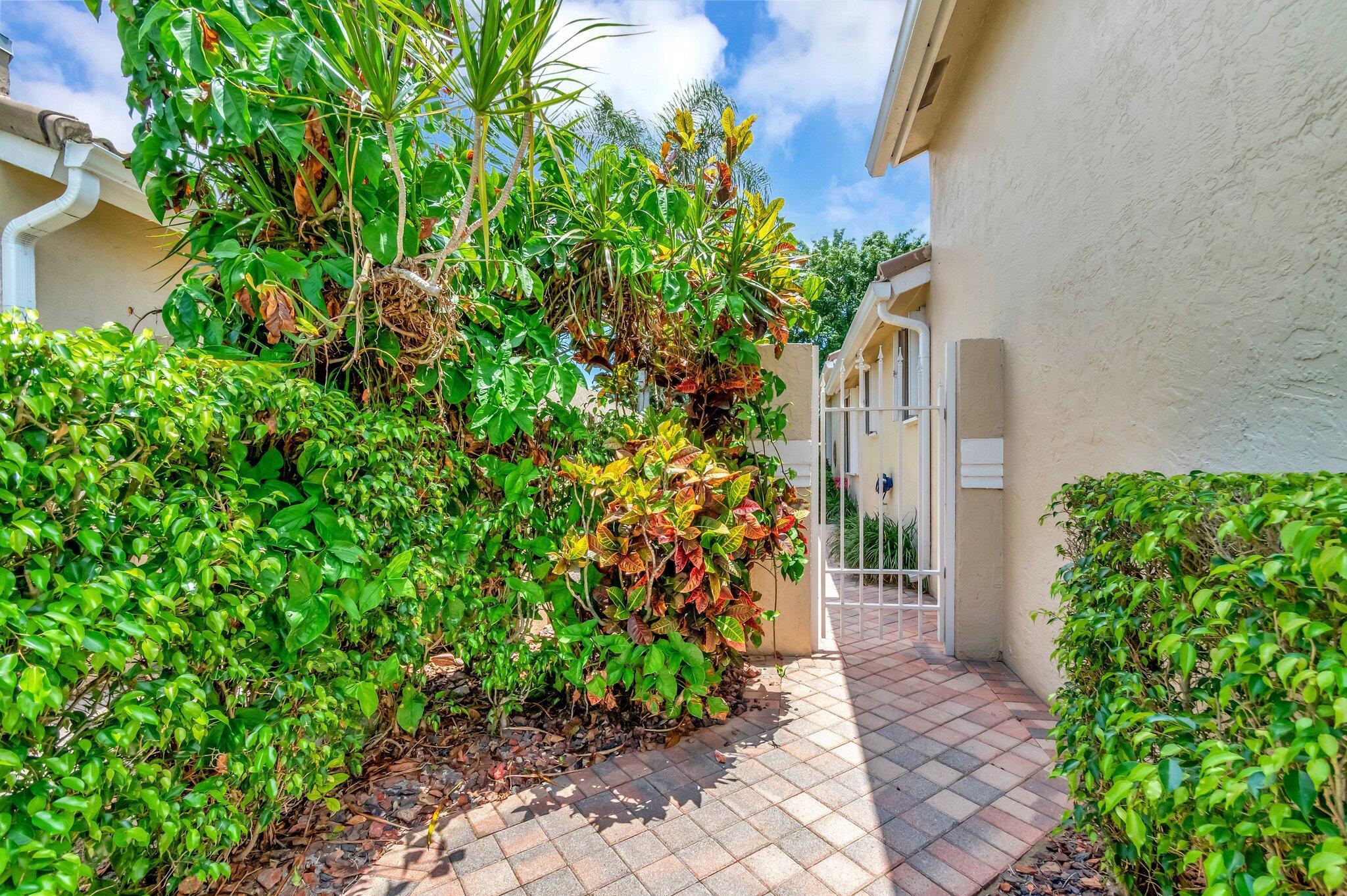 4730 Carlton Golf Drive