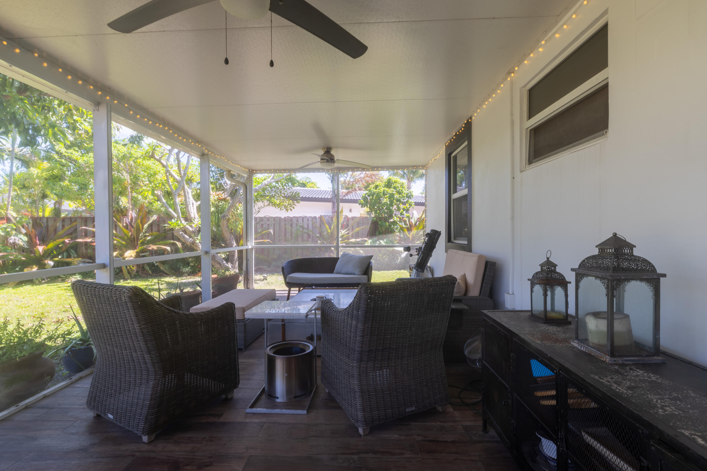 SUNSET MANORS AMEN PLAT - Residential