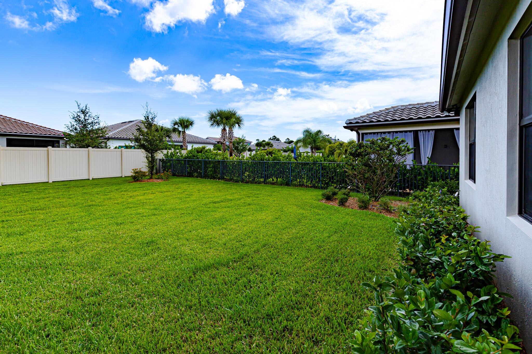 VERANDA GARDENS EAST PHAS - Residential