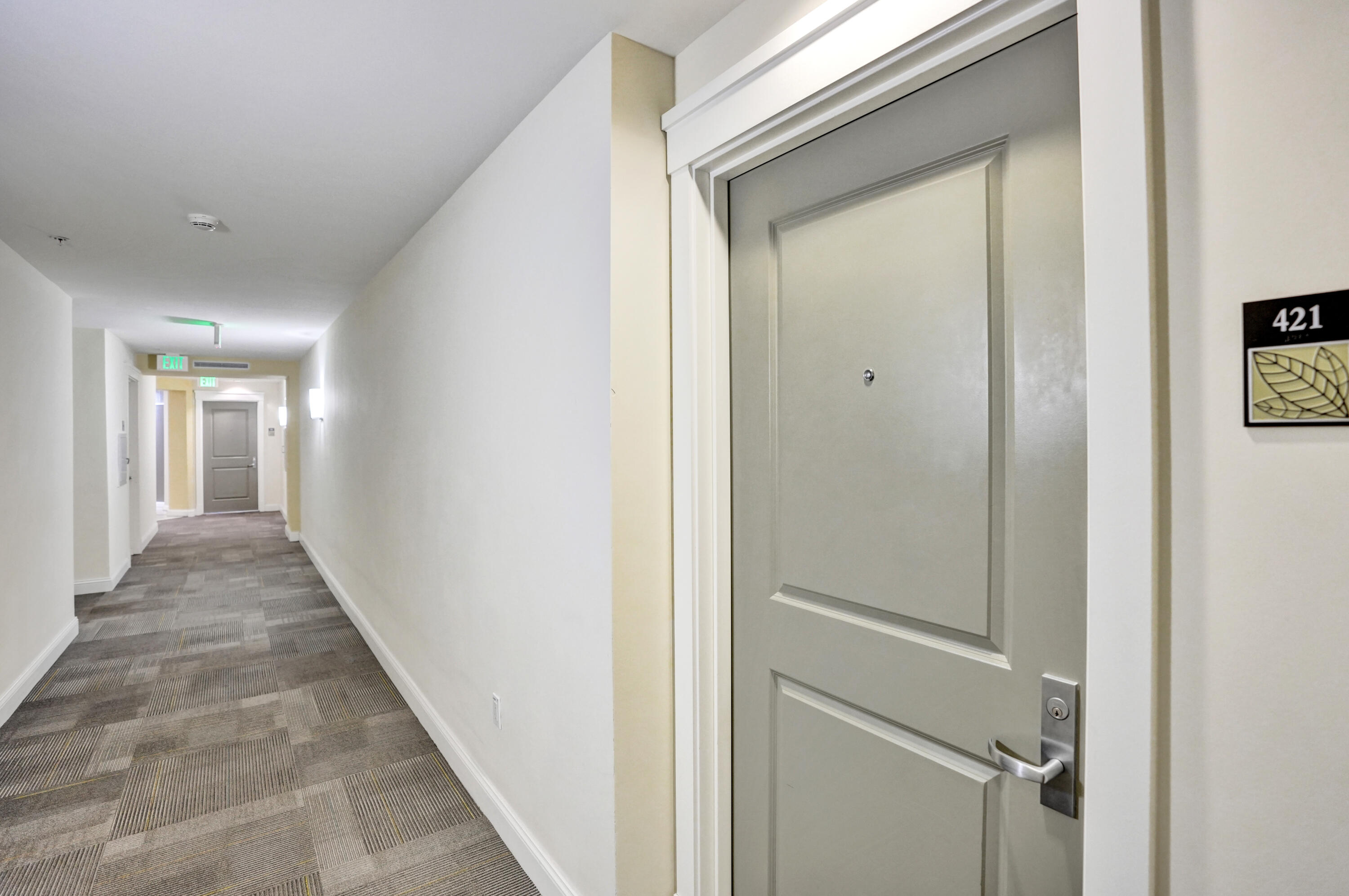 CITY PALMS CONDO - Residential Lease