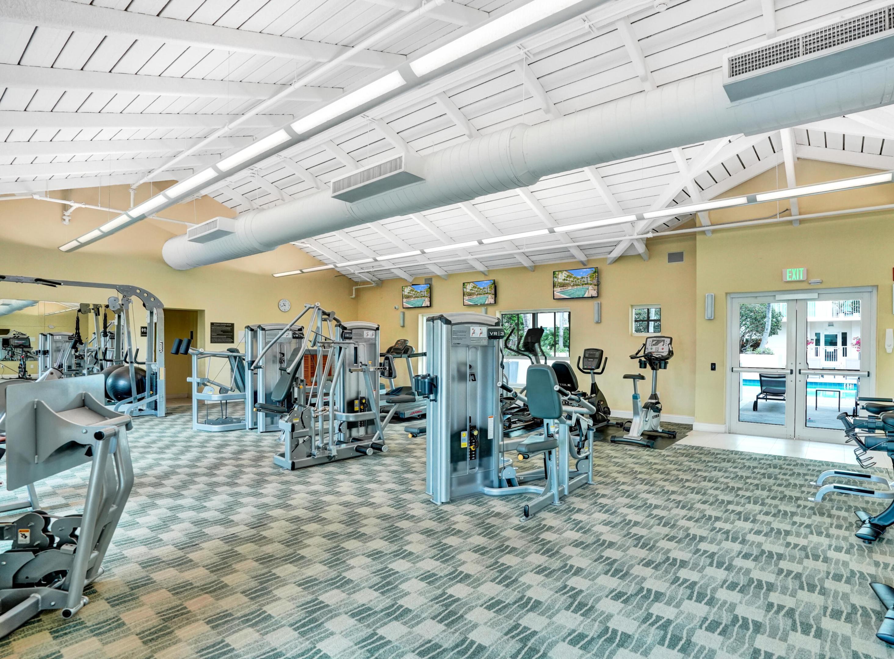 CITY PALMS CONDO - Residential Lease