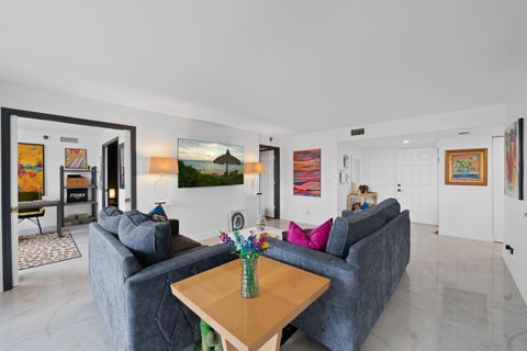 Tiny photo for 800 Jeffery Street #307, Boca Raton, FL 33487 (MLS # B26090008)