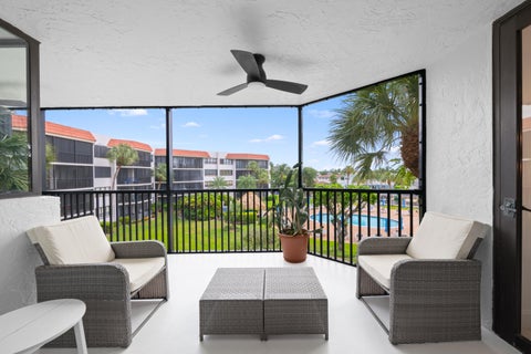 Tiny photo for 800 Jeffery Street #307, Boca Raton, FL 33487 (MLS # B26090008)