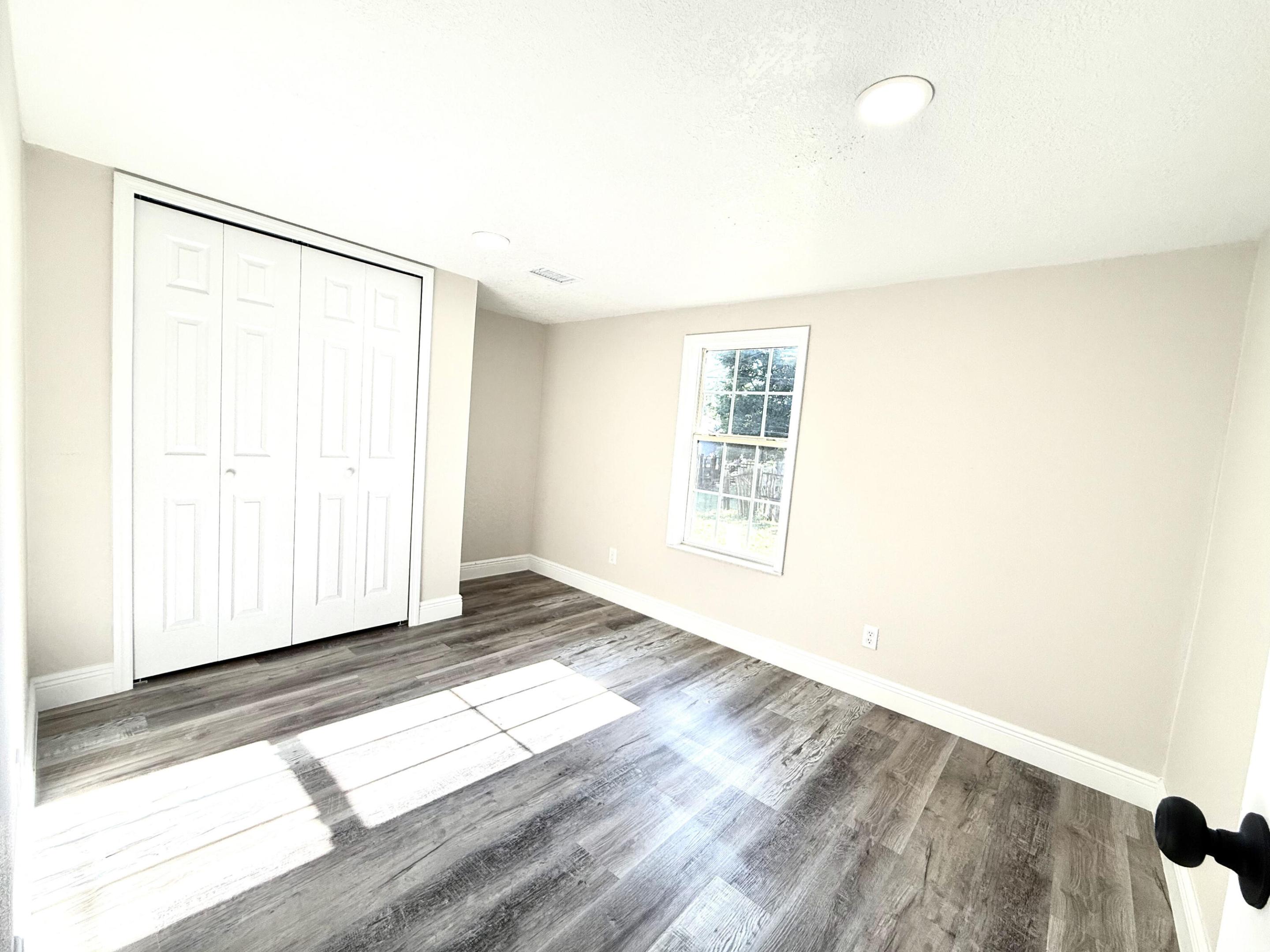 PLAYLAND PARK - Residential