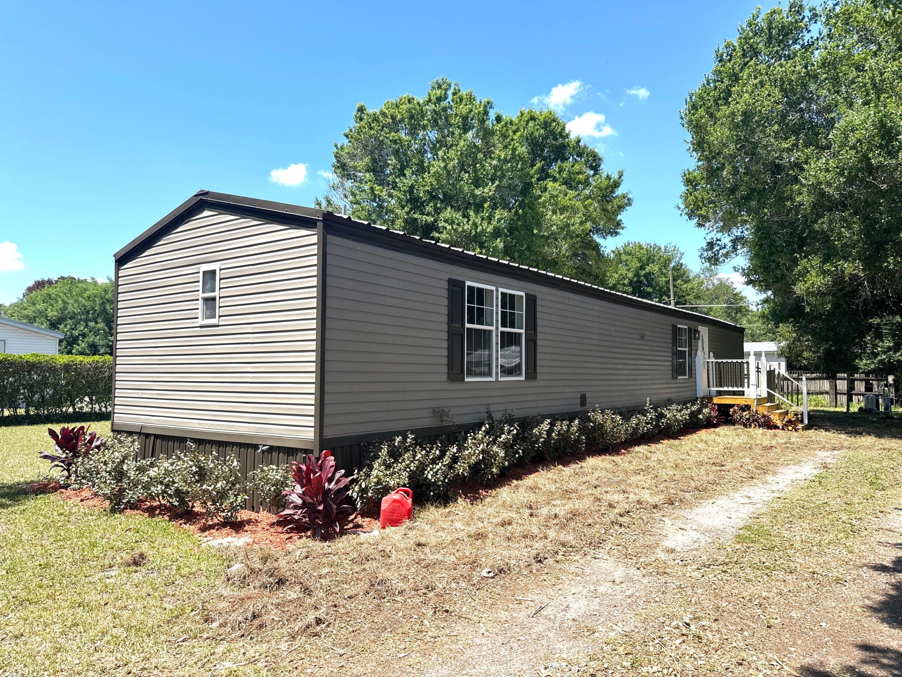 PLAYLAND PARK - Residential