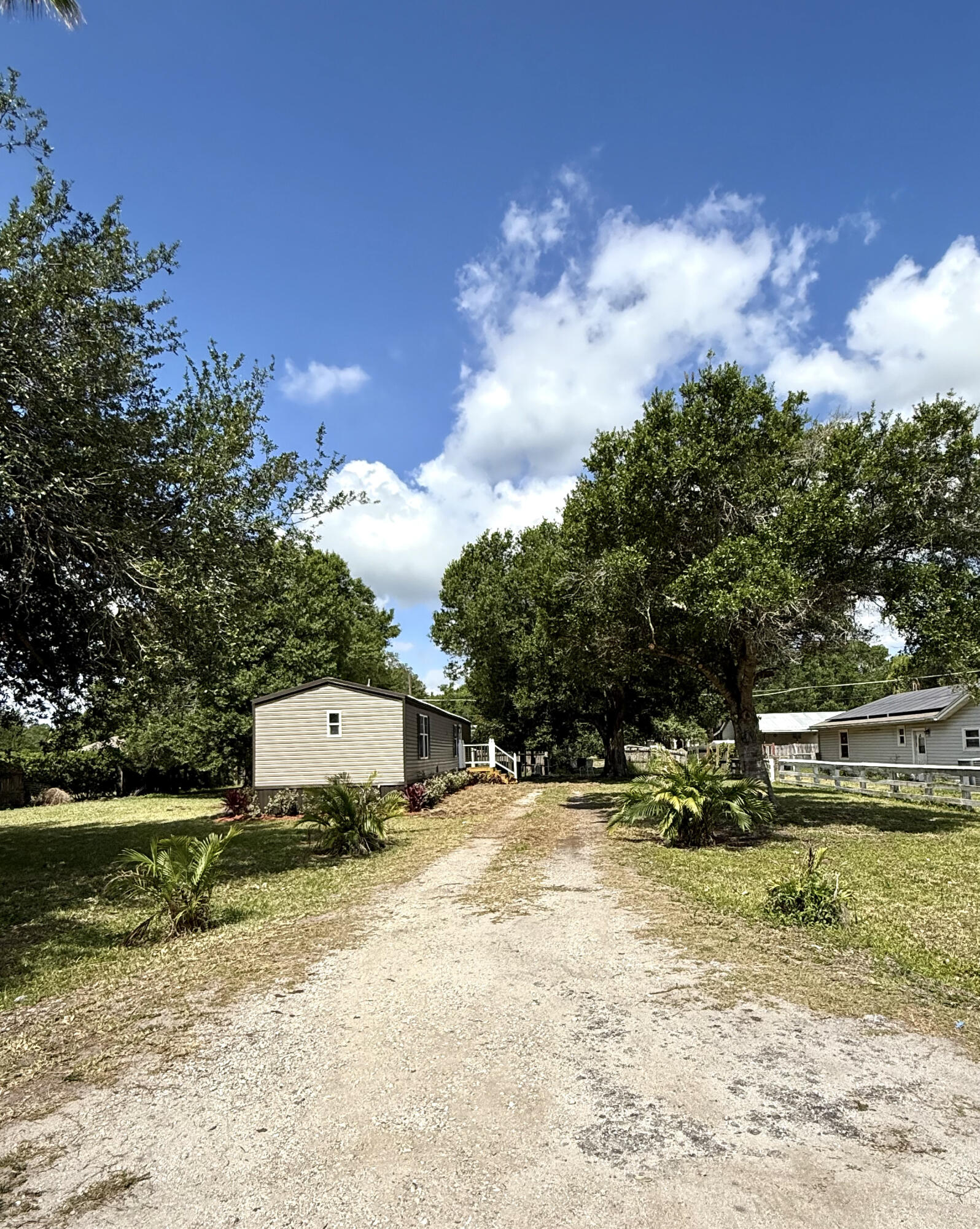 PLAYLAND PARK - Residential