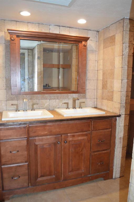 Seven Springs 01 - Residential