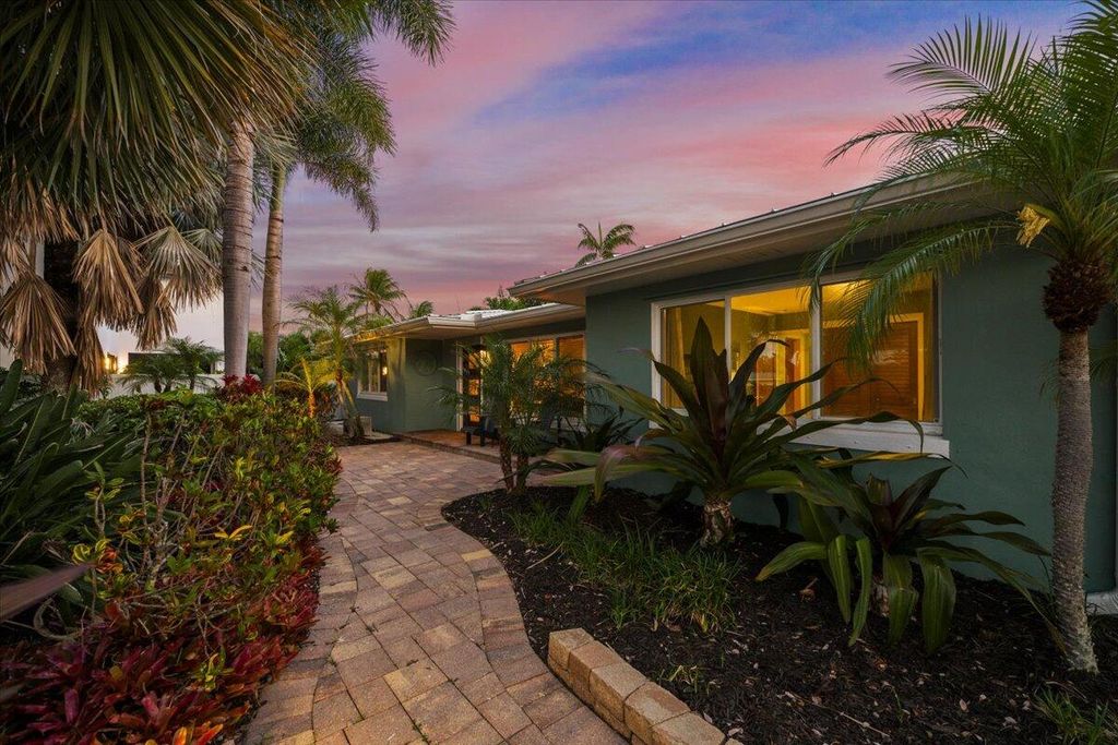 Photo of 440 Jupiter Lane, Juno Beach, FL 33408 (MLS # B26028447)